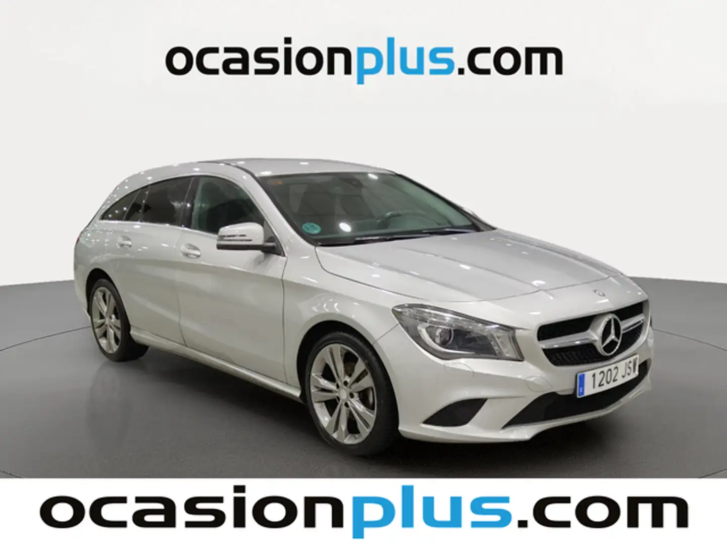Mercedes-Benz CLA 200 Shooting Brake 200d Urban Plateado - 2