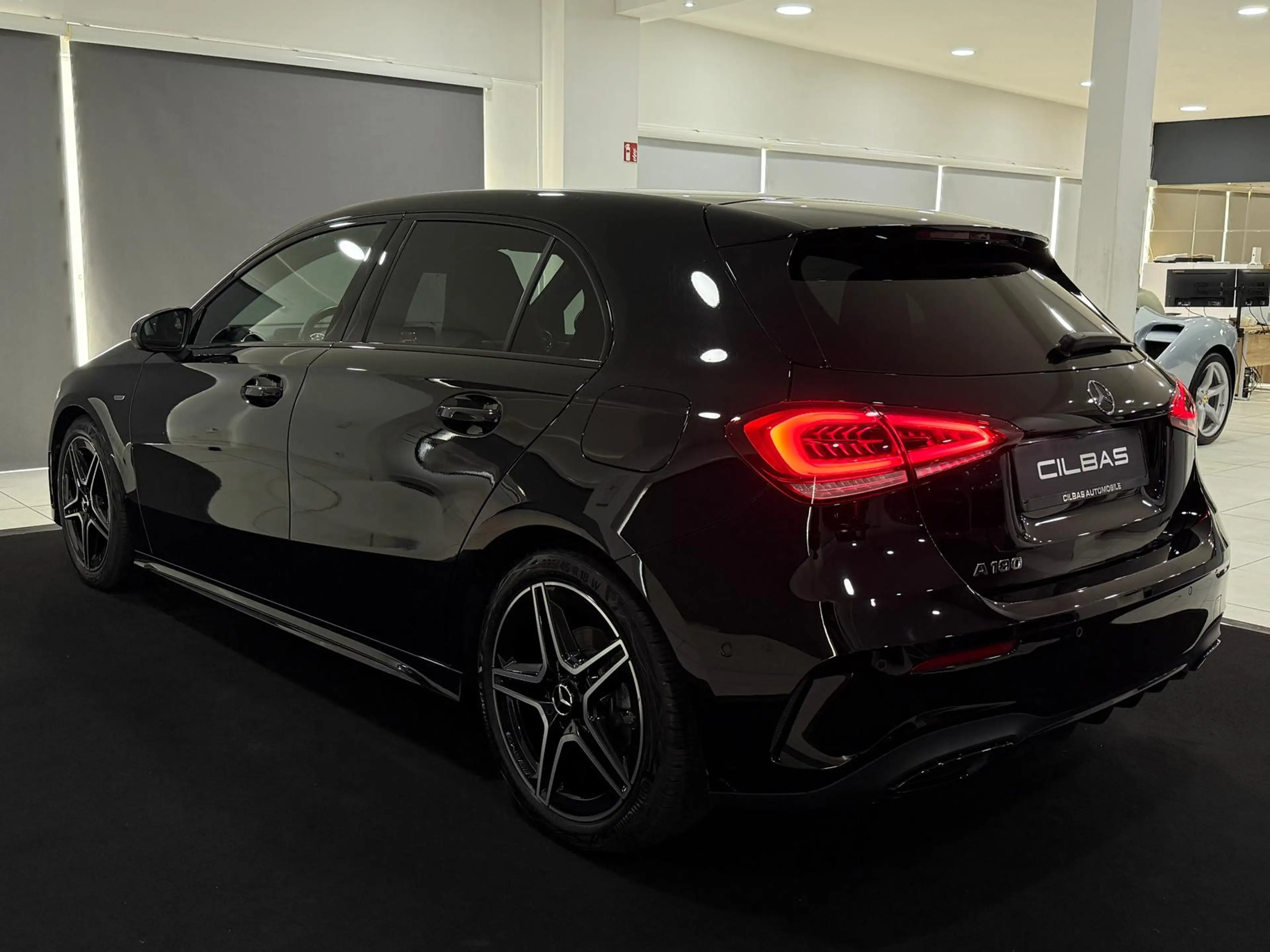Mercedes-Benz A 180 7G Edition 2021 AMG-LINE*NIGHT*KAM*AMBI* — photo 9