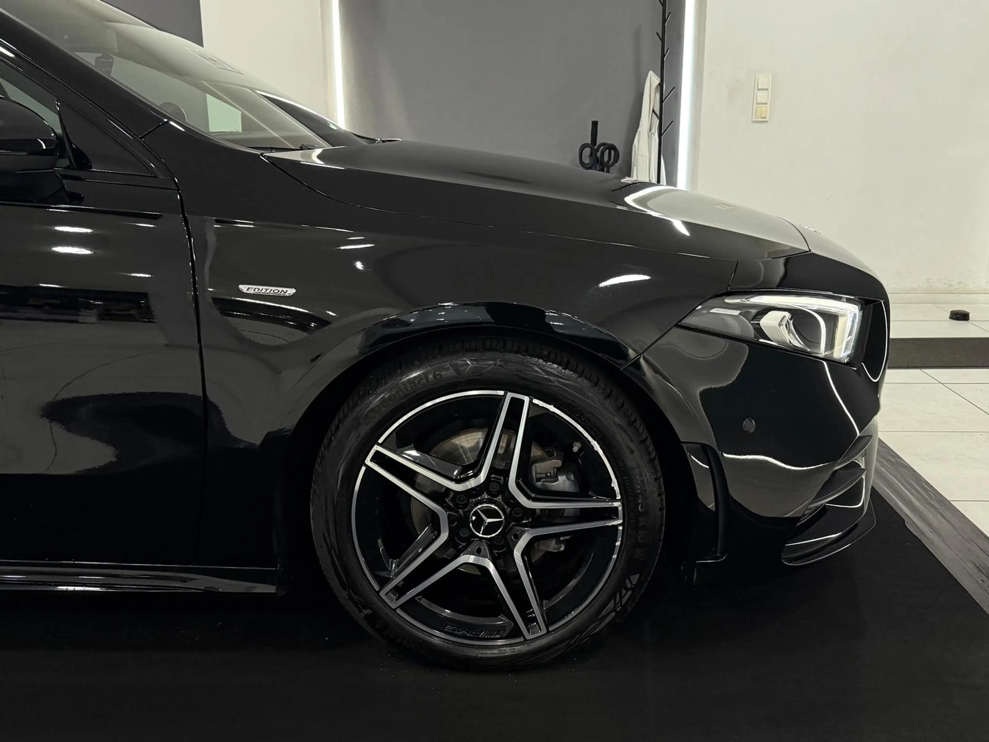 Mercedes-Benz A 180 7G Edition 2021 AMG-LINE*NIGHT*KAM*AMBI* — photo 8