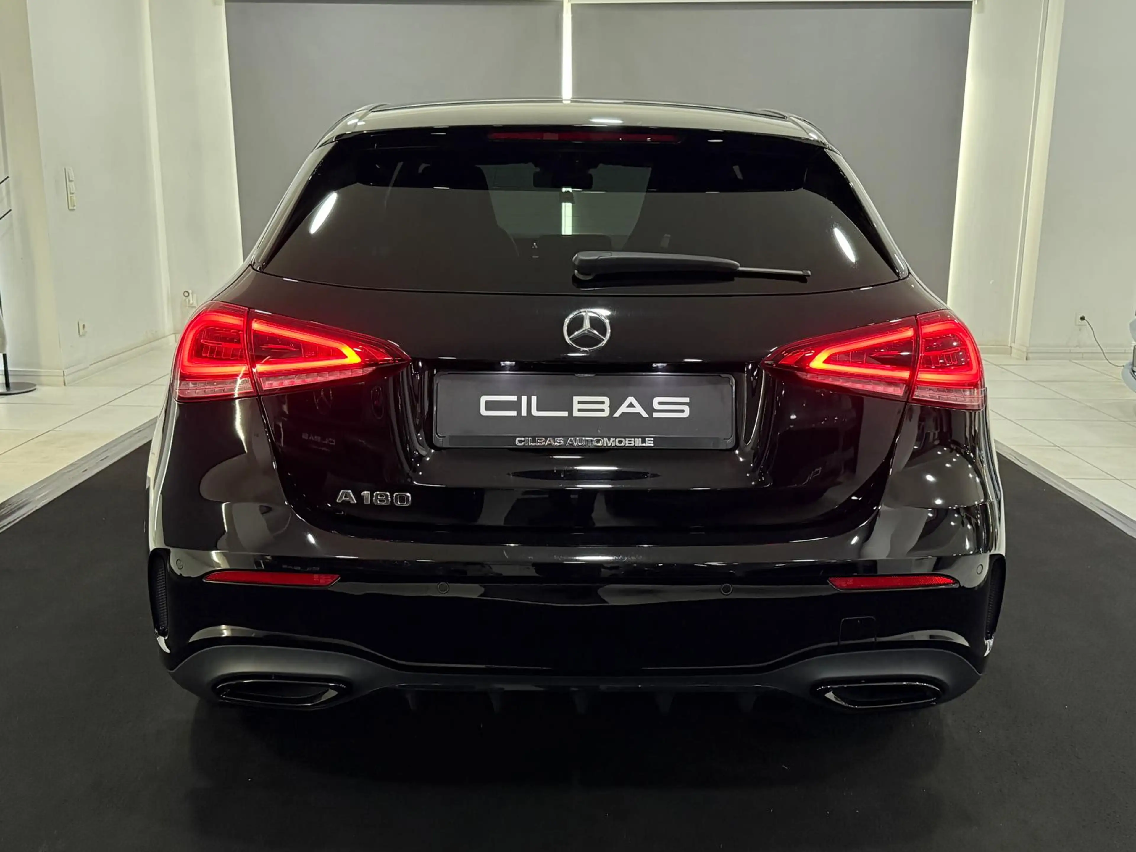 Mercedes-Benz A 180 7G Edition 2021 AMG-LINE*NIGHT*KAM*AMBI* — photo 11