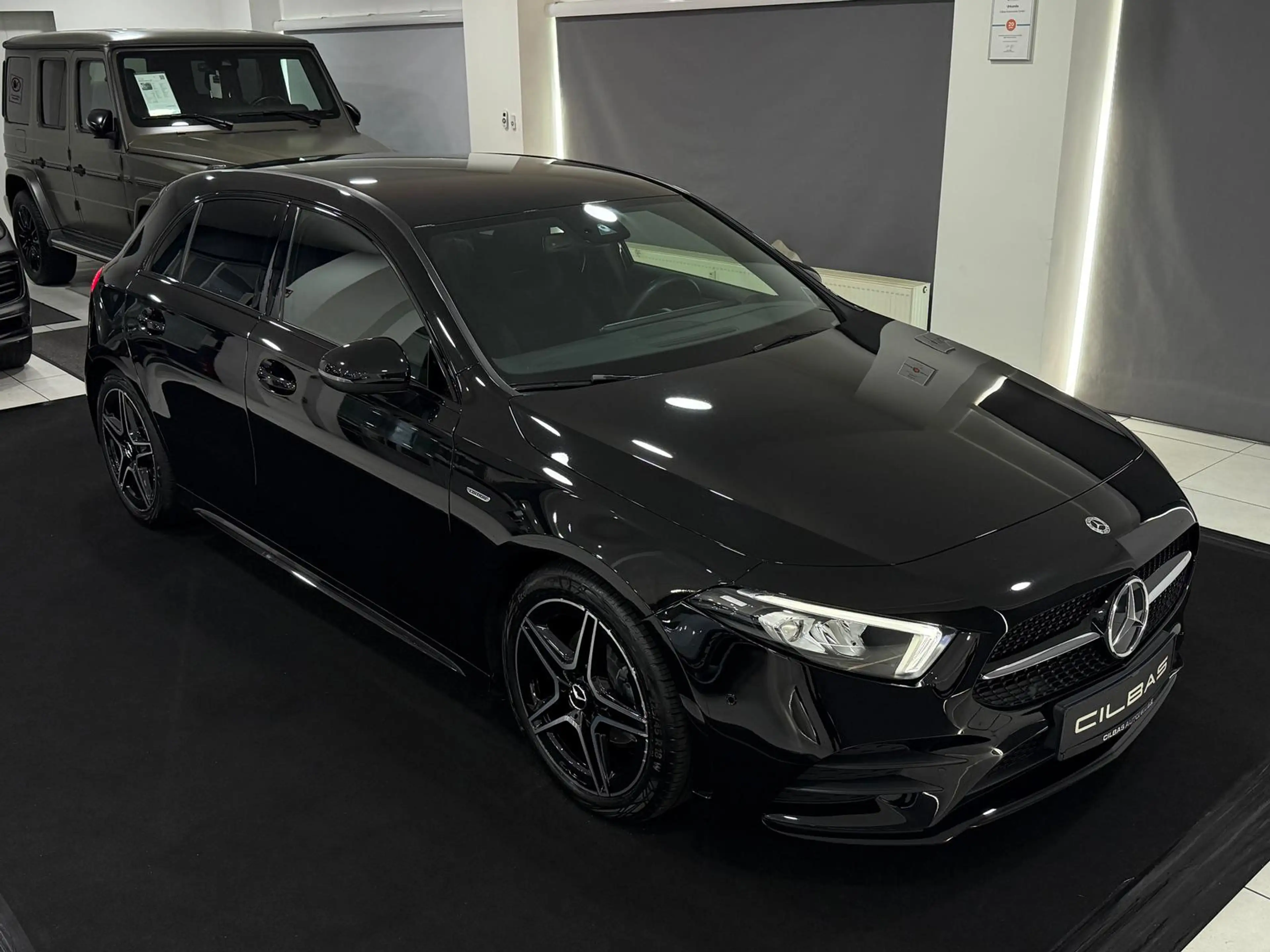 Mercedes-Benz A 180 7G Edition 2021 AMG-LINE*NIGHT*KAM*AMBI* — photo 4
