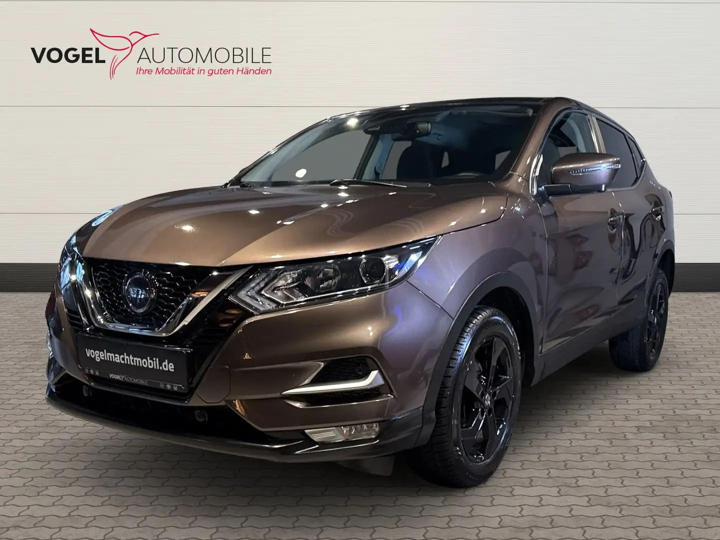 Nissan Qashqai 1.3 DIG-T N-Connecta Kam.+Navi+360 Bronze - 1