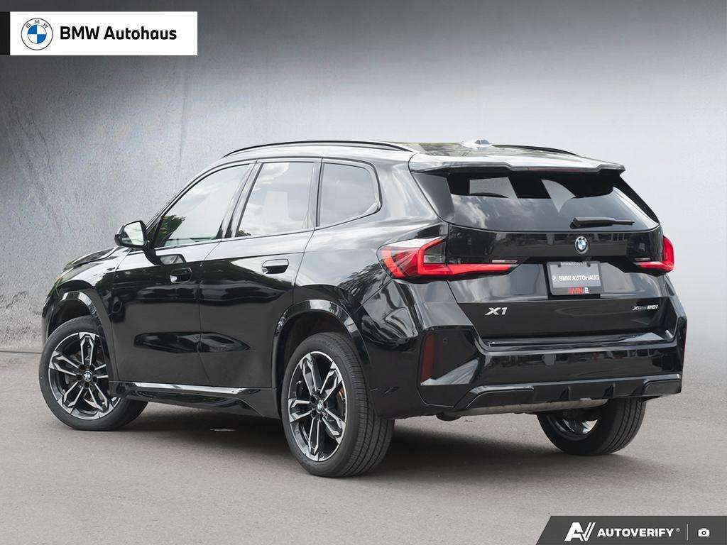 2023 BMW X1 xDrive28i PREMIUM ESSENTIAL | M SPORT | PANORAMA S — снимка 1
