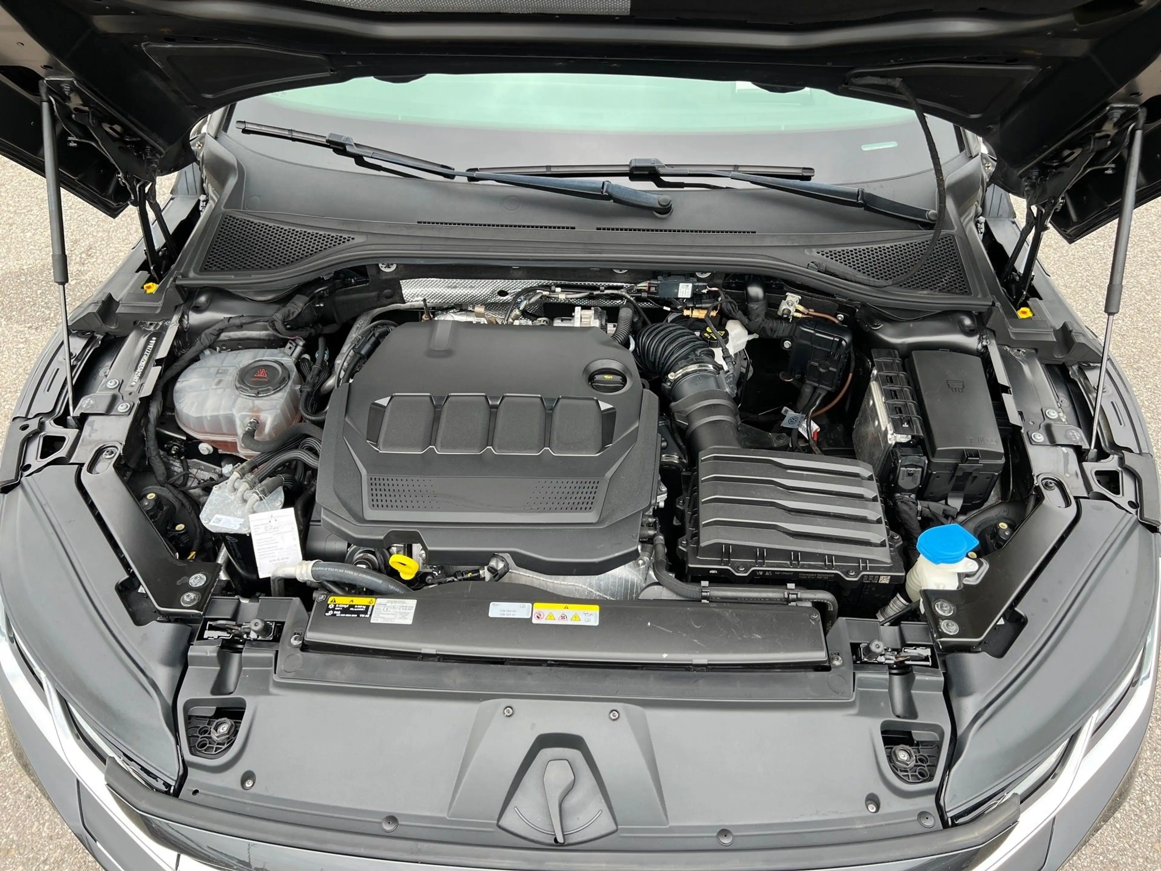 Volkswagen Arteon SB R-Line 2,0 TDI DSG Elegance | NP €75.300 — photo 36