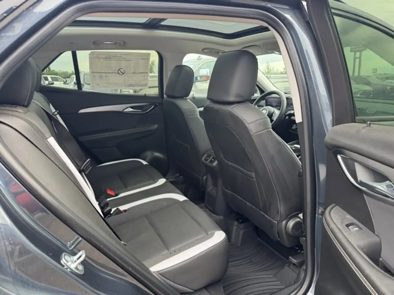 Buick Envision снимка Buick Envision