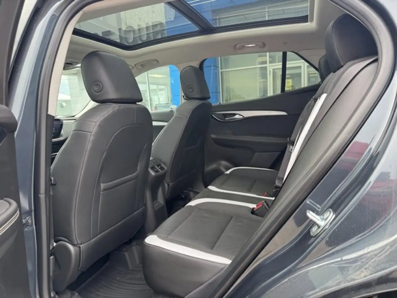 Buick Envision снимка Buick Envision
