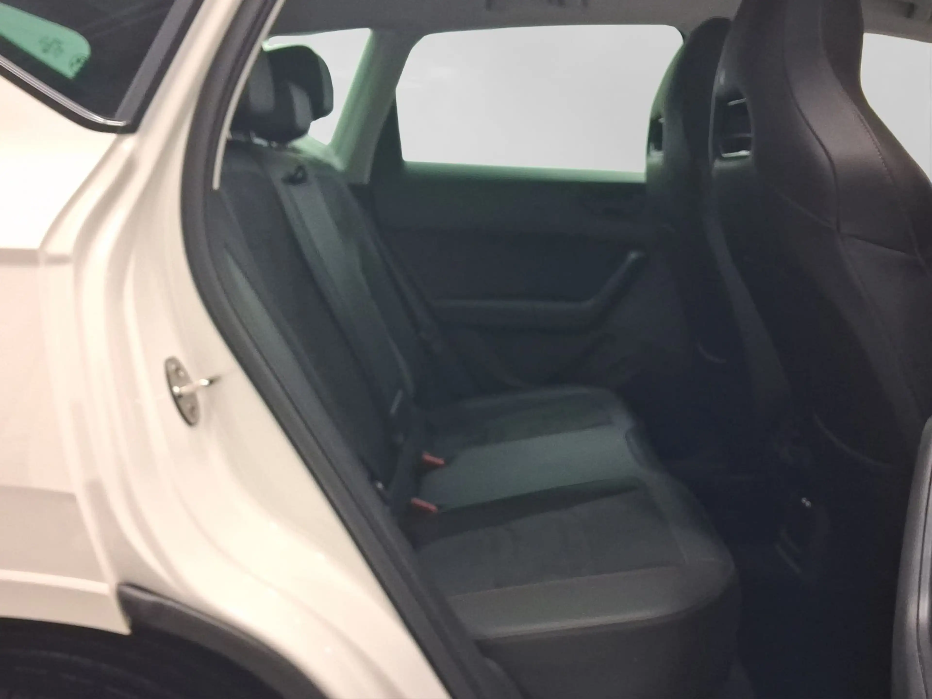 CUPRA Ateca 1.5 TSI DSG NAVI PARKLENK SITZH LED — photo 6