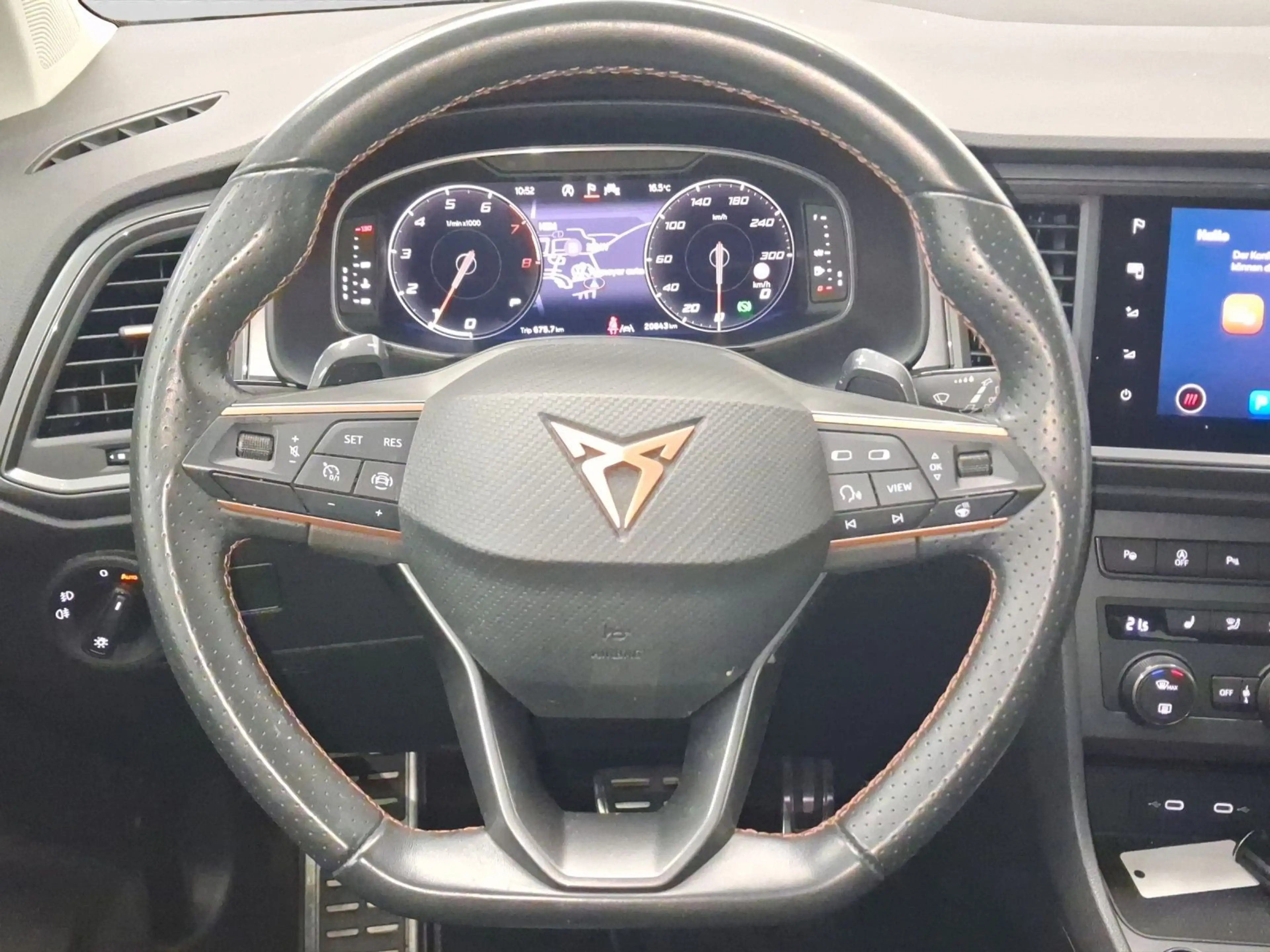 CUPRA Ateca 1.5 TSI DSG NAVI PARKLENK SITZH LED — photo 9