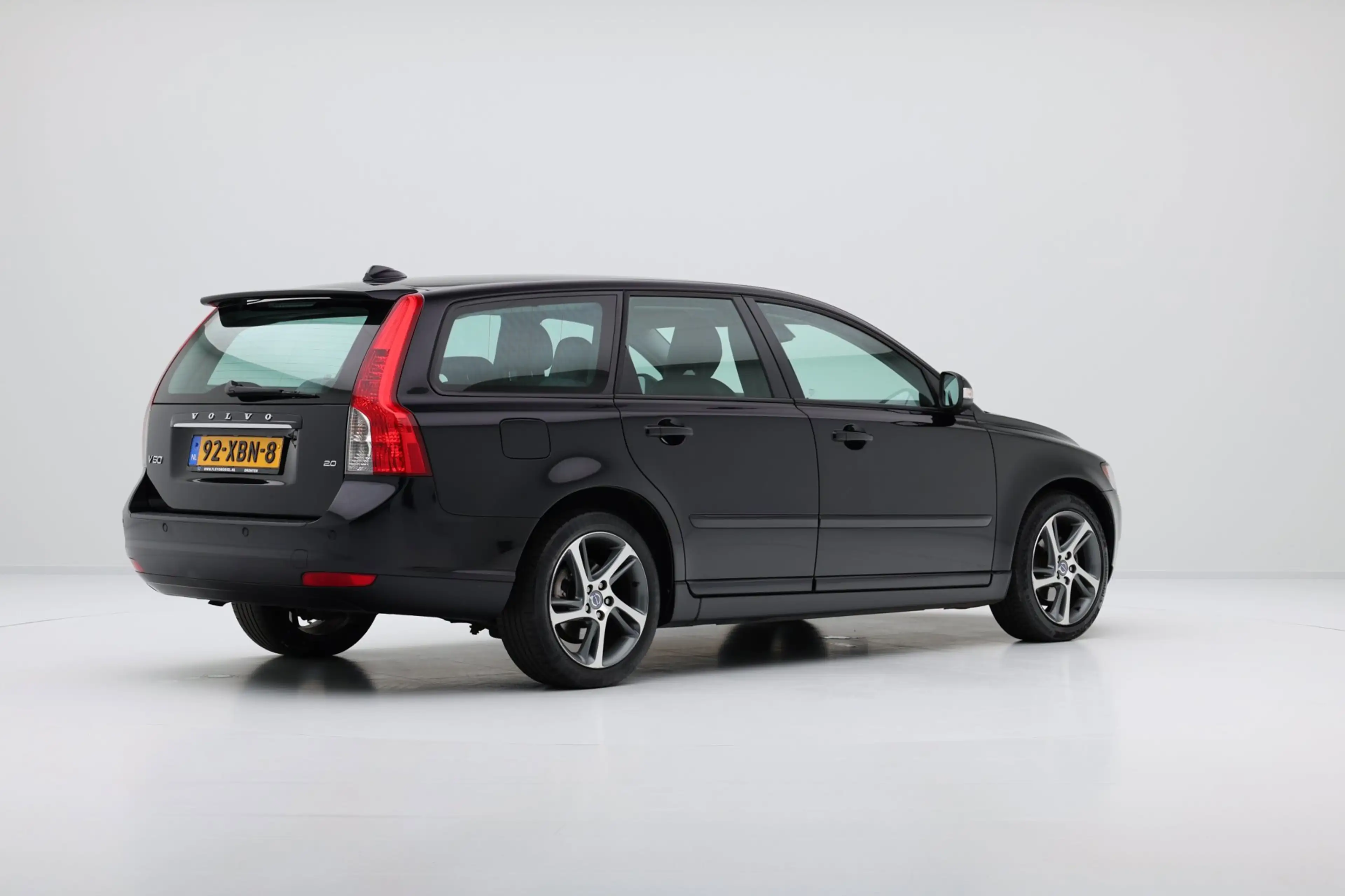 Volvo V50 2.0 Limited Edition Navi|Leder|LMV — photo 3