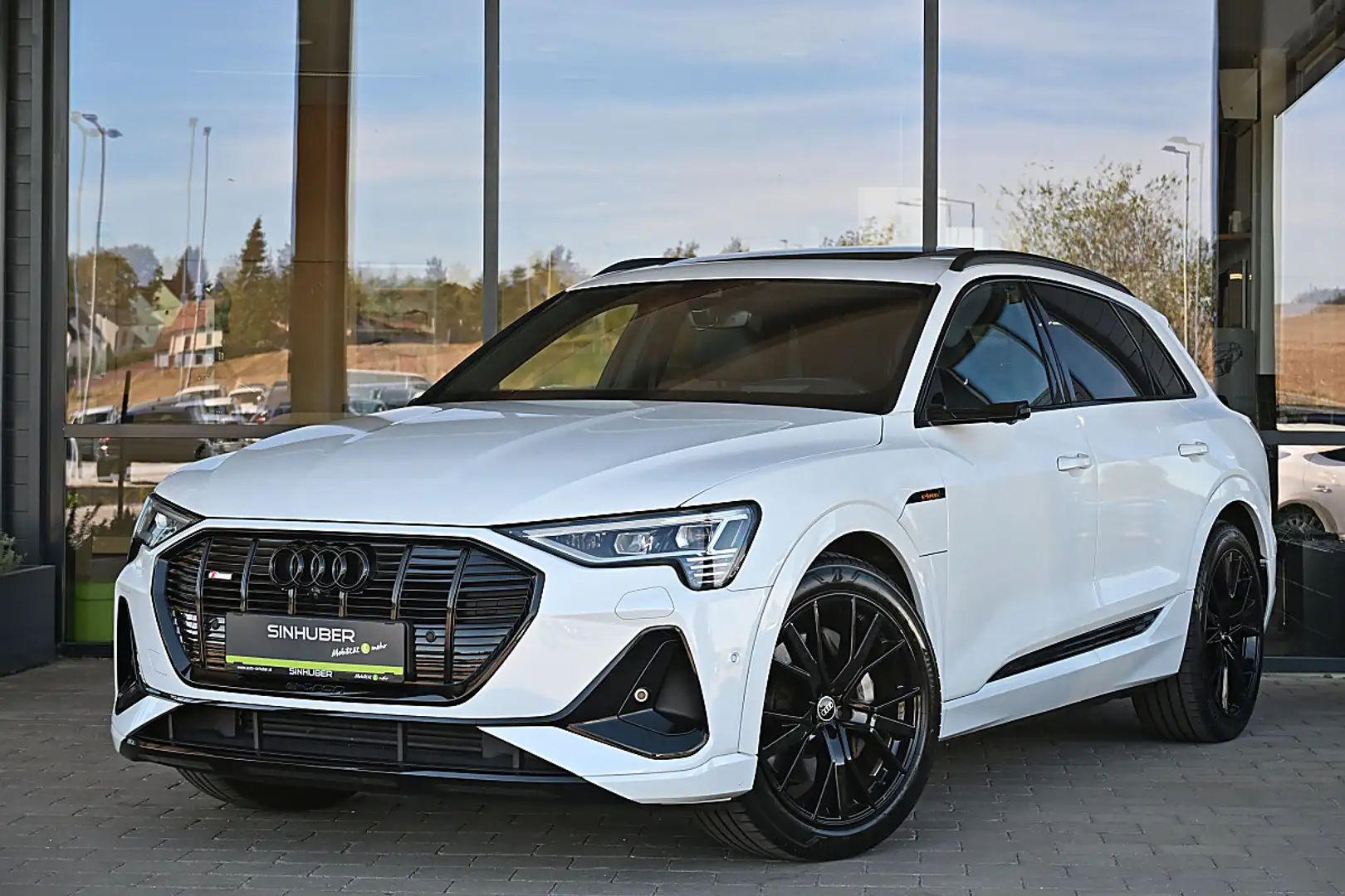 Audi e-tron 55 quattro 95kWh S-line NP €125k ACC, AHK, Head... Weiß - 1