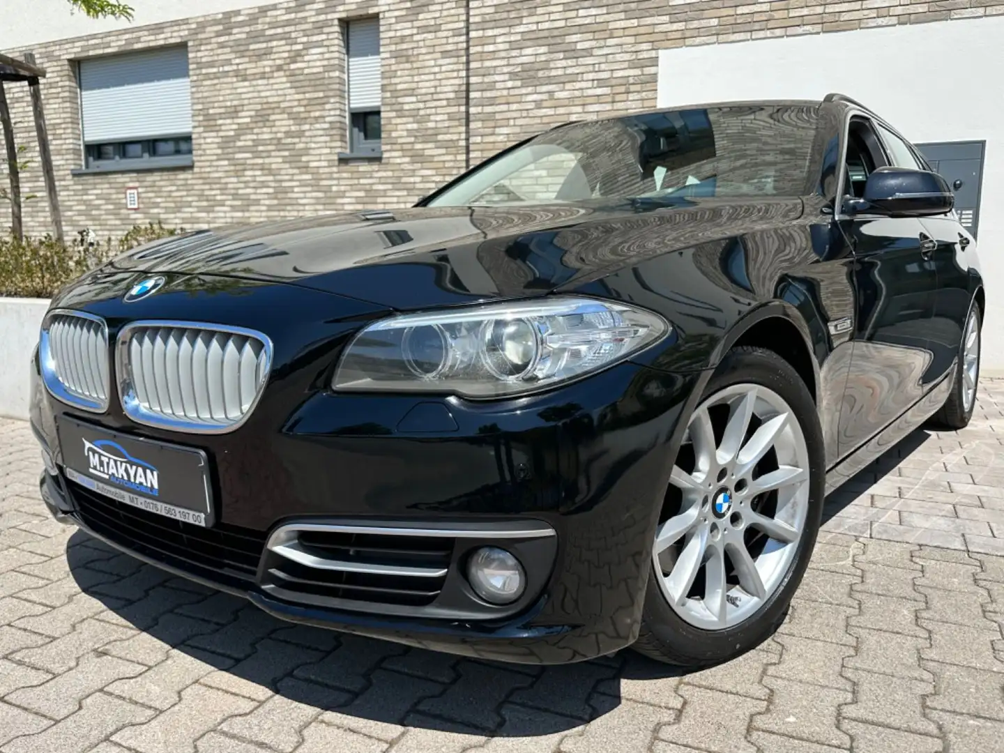 BMW 530 d Touring  Modern-Line*1.Hand* Czarny - 1