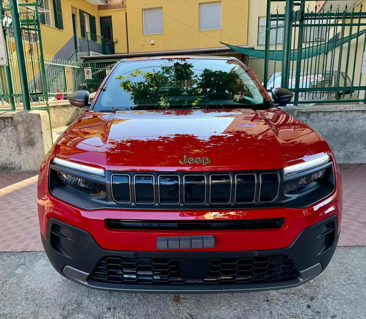 Jeep Avenger 1.2 Turbo Longitude NESSUN VINCOLO Rosso - 2
