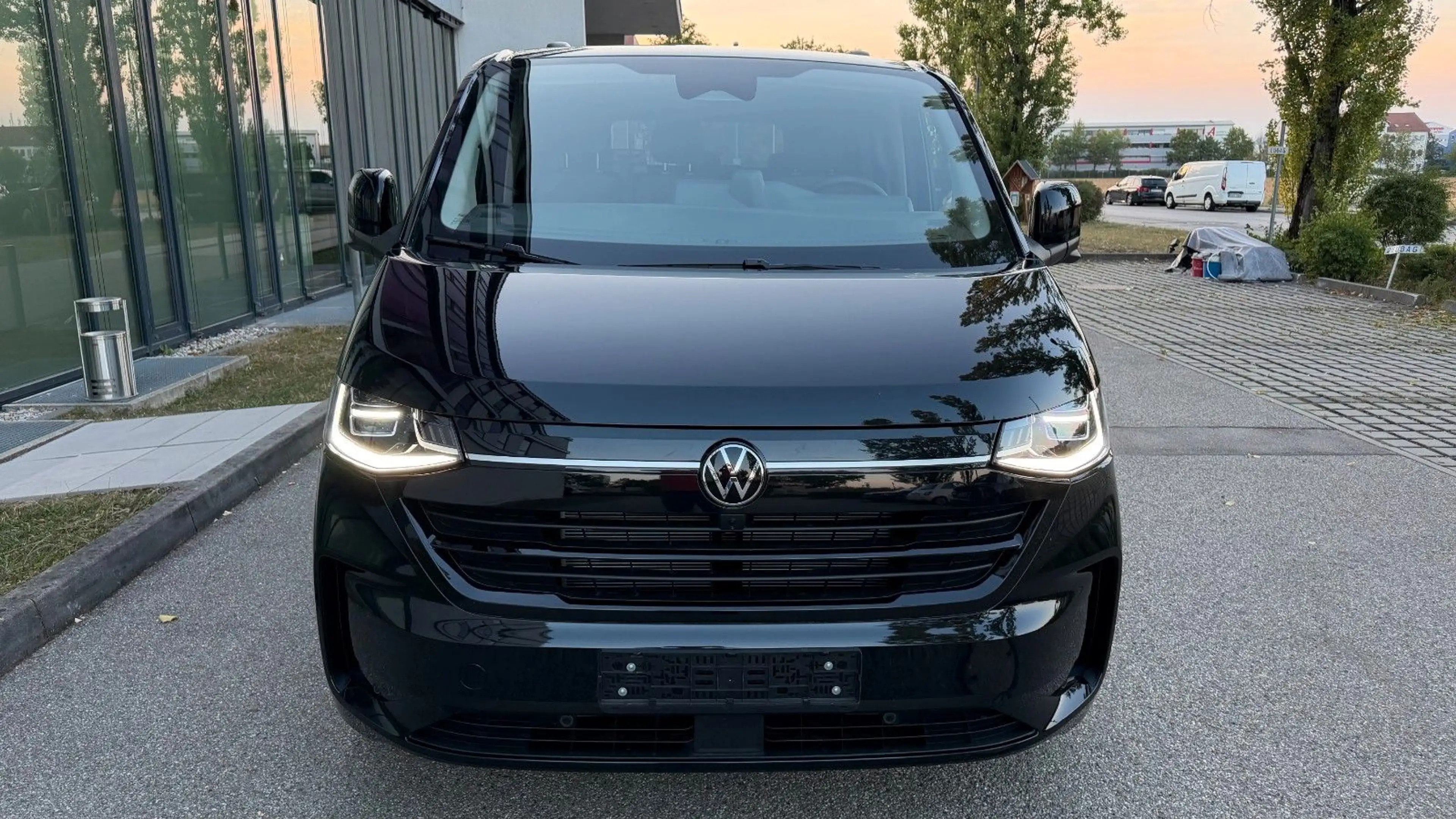 Volkswagen T7 Caravelle Style 2.0 TDI LR 9Si Lang 2027 NEU — photo 2
