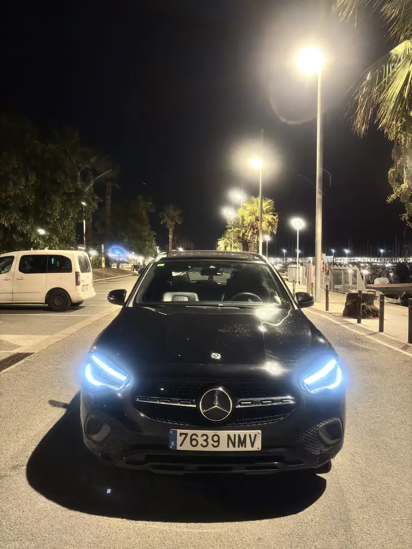 Mercedes-Benz GLA 200 200d 4Matic 8G-DCT Negro - 2