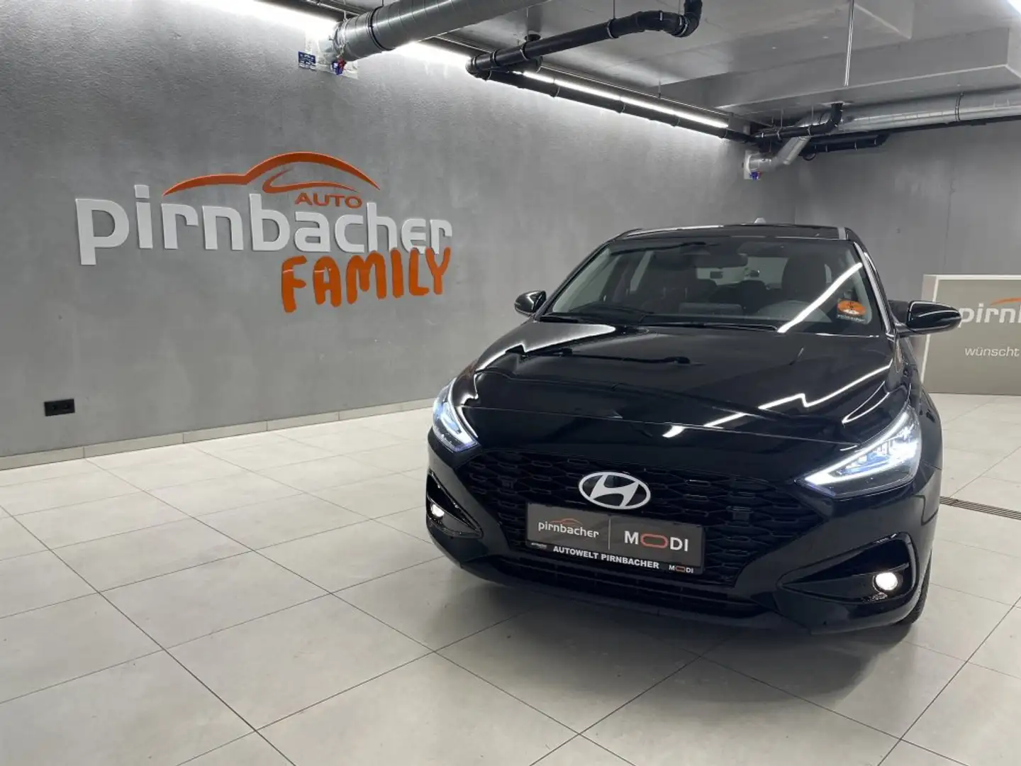 Hyundai i30 Kombi - PD Smart Line 1.5 DPI c5ks1 Schwarz - 1