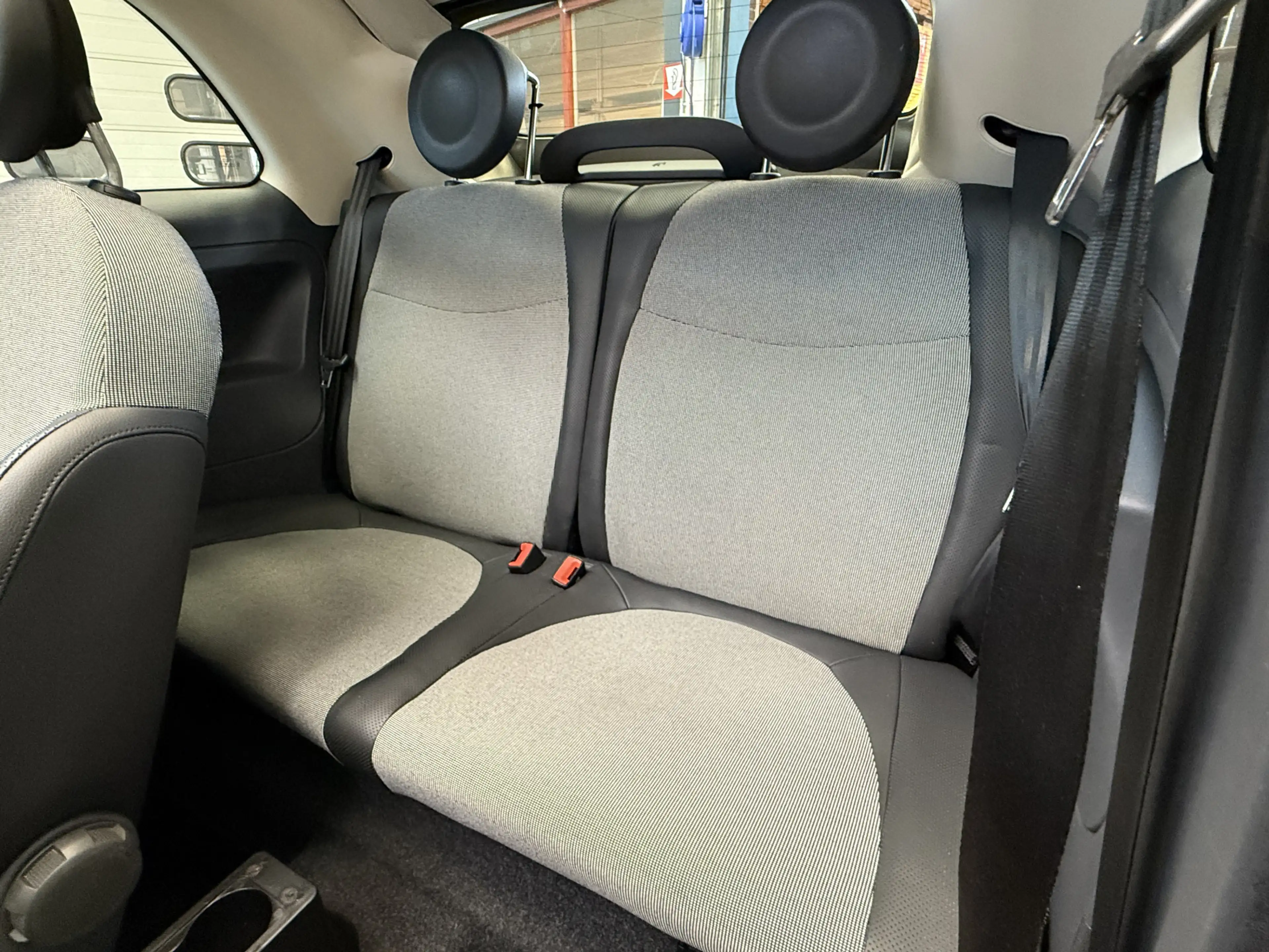 Fiat 500C 0.9 TwinAir Lounge Sport Cabriolet SPORT INT-AIRCO — photo 34