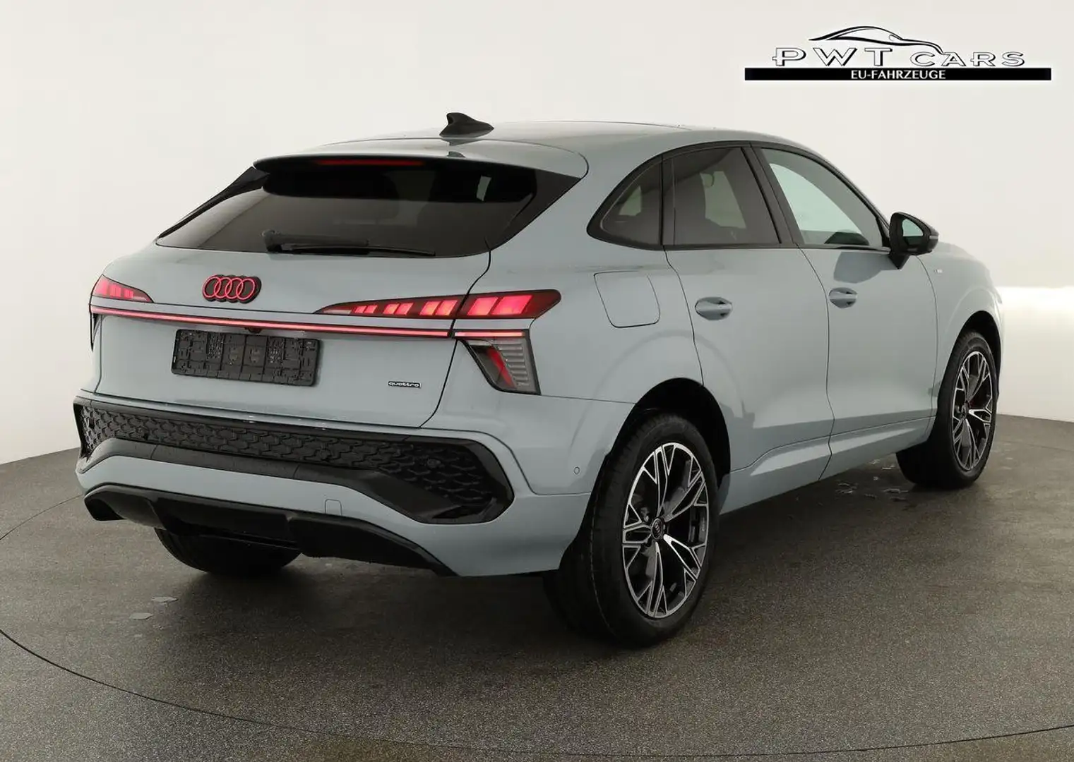 Audi Q3 Sportback TFSI quattro 150 kW S-LINE, Pano, AHK... Grau - 2