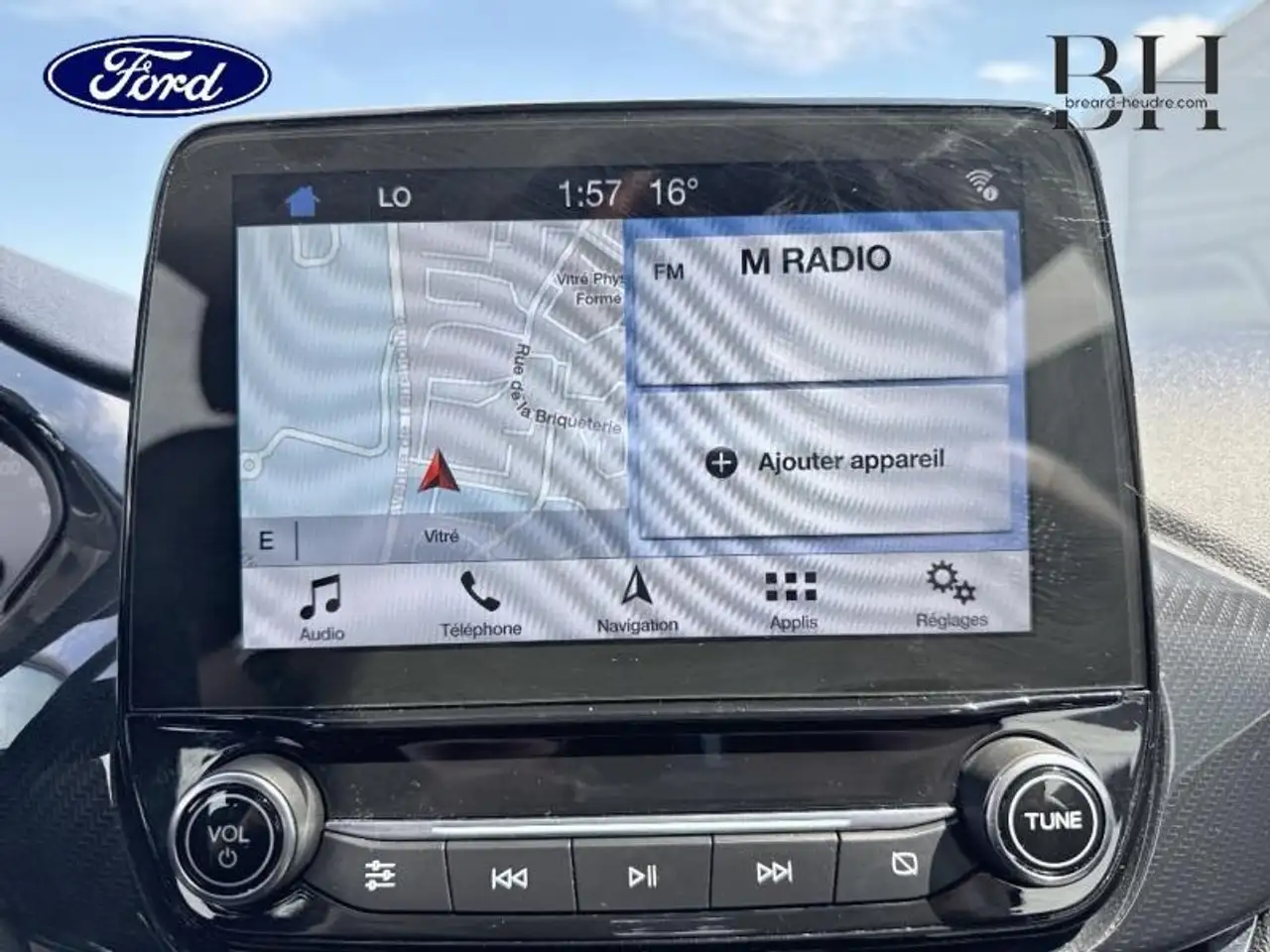 Ford Fiesta Active — photo 15