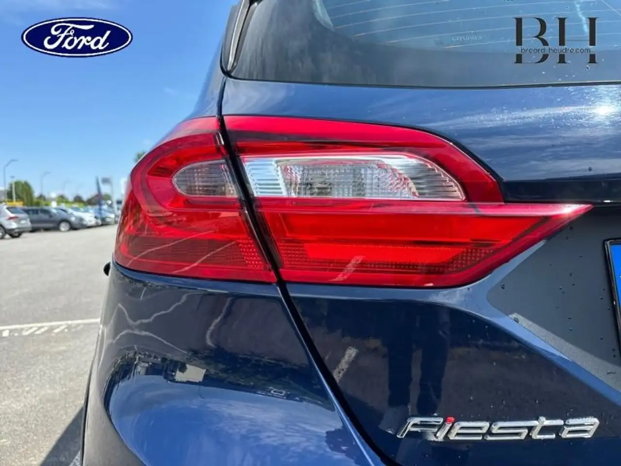 Ford Fiesta Active — photo 17