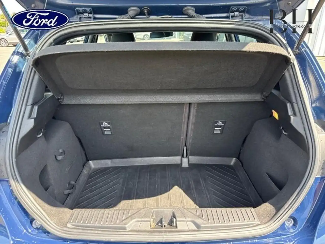 Ford Fiesta Active — photo 6