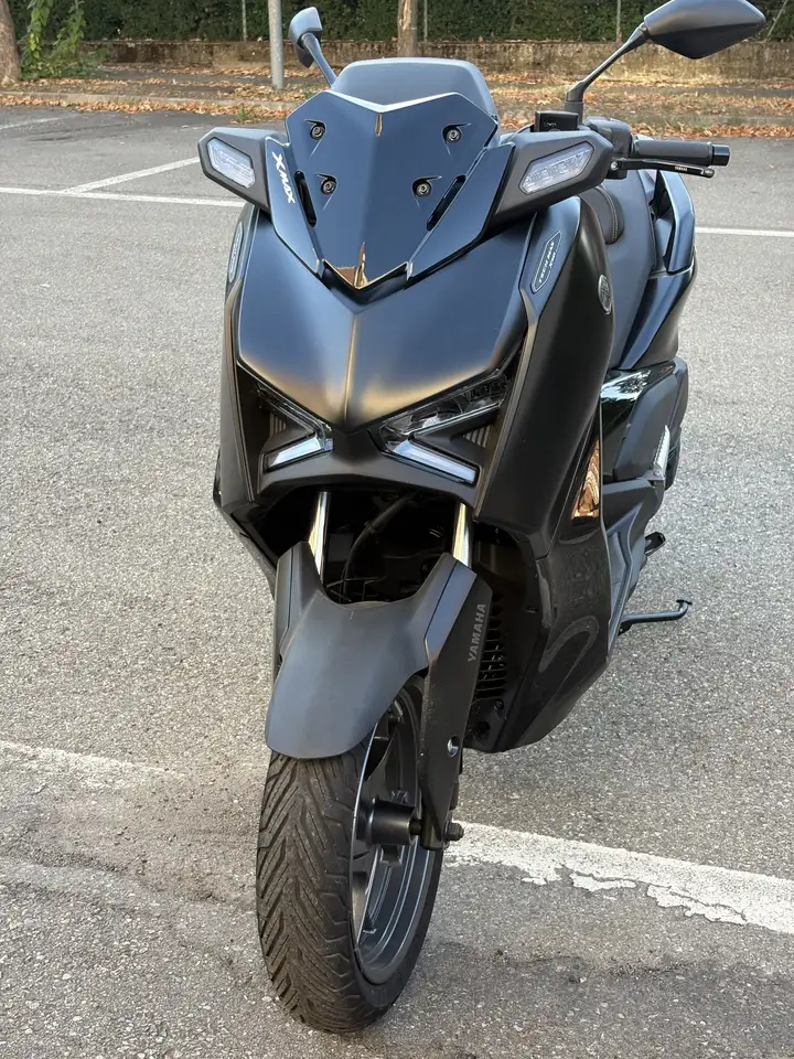Yamaha X-Max 125