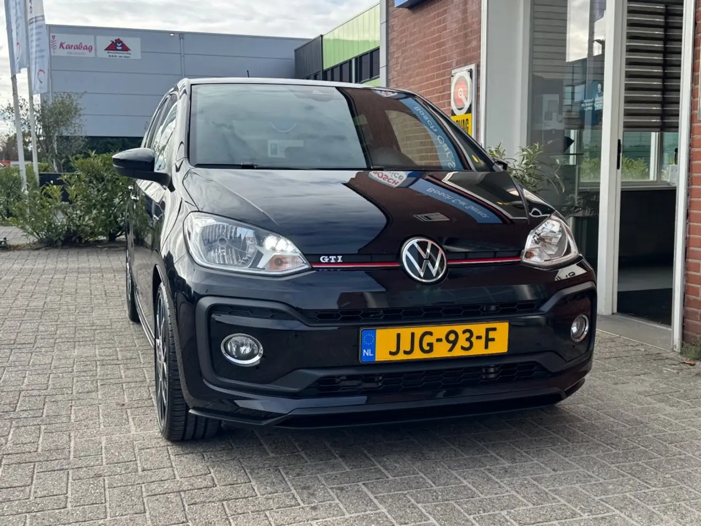 Volkswagen up! 1.0 TSI GTI 85kW 5-drs Beats Schwarz - 2