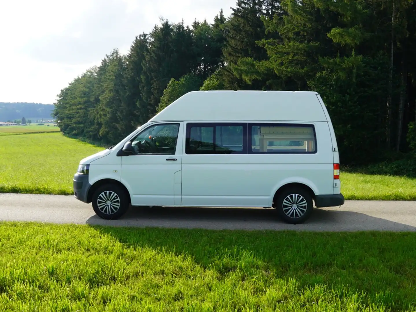 Volkswagen T5 Kombi festes Hochdach Weiß - 1