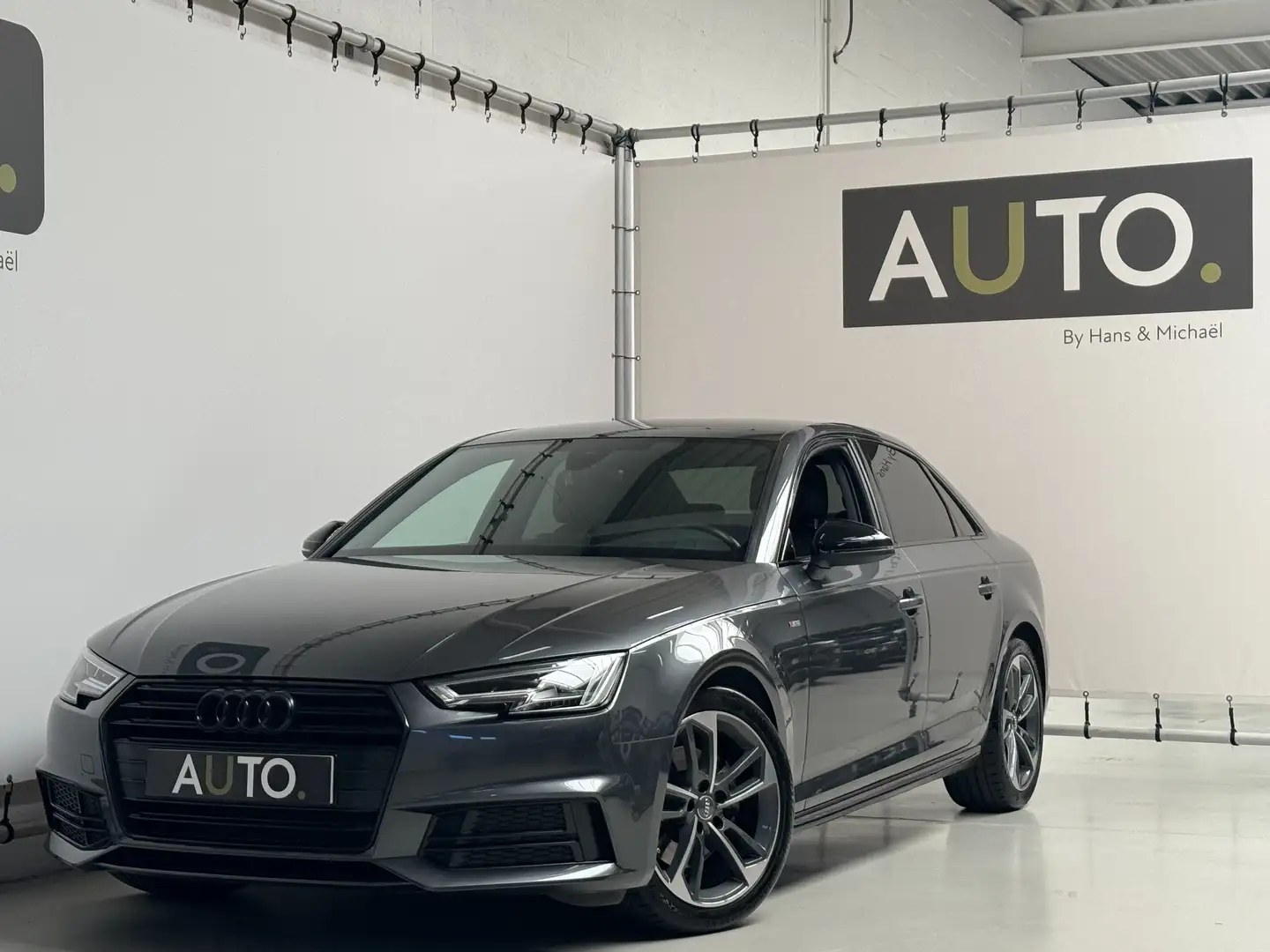 Audi A4 A4 Berline 1.4 TFSI S tronic S-Line *MATRIX*LEDER* Grijs - 1
