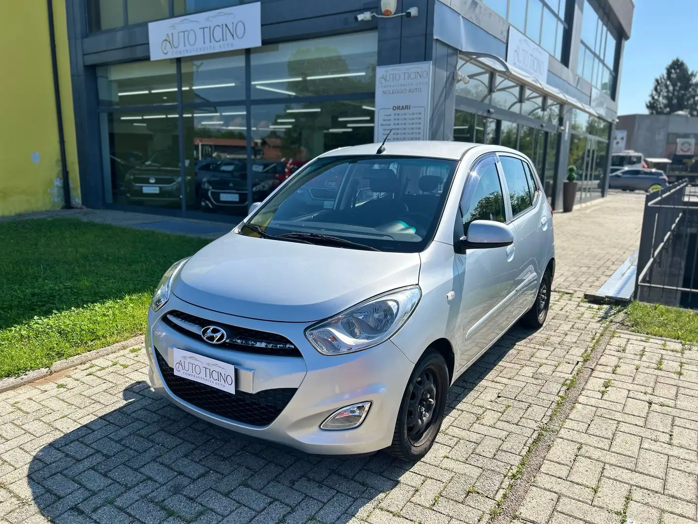 Hyundai i10 1.1 Classic Plus - 1
