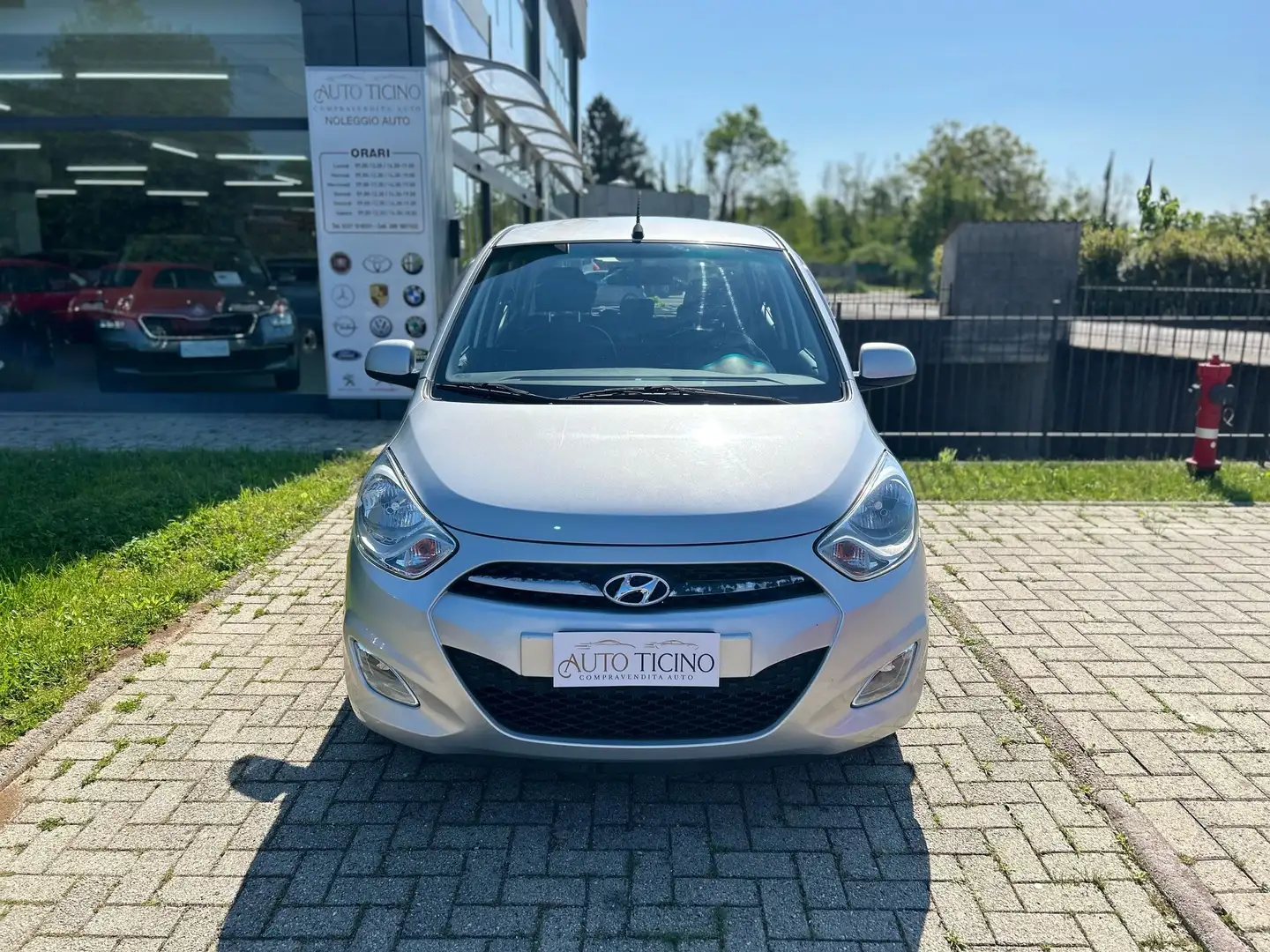 Hyundai i10 1.1 Classic Plus - 2