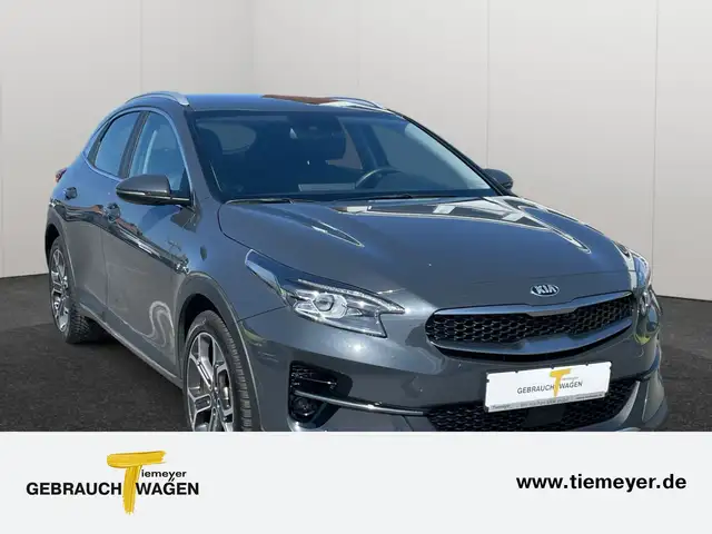 Kia Xceed view 3
