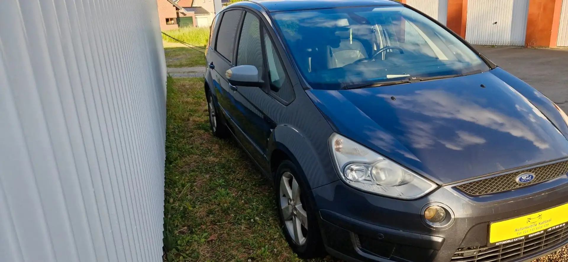 Ford S-Max 1,8 TDCi 92kW DPF Titanium NAVI LEDER Чорний - 2