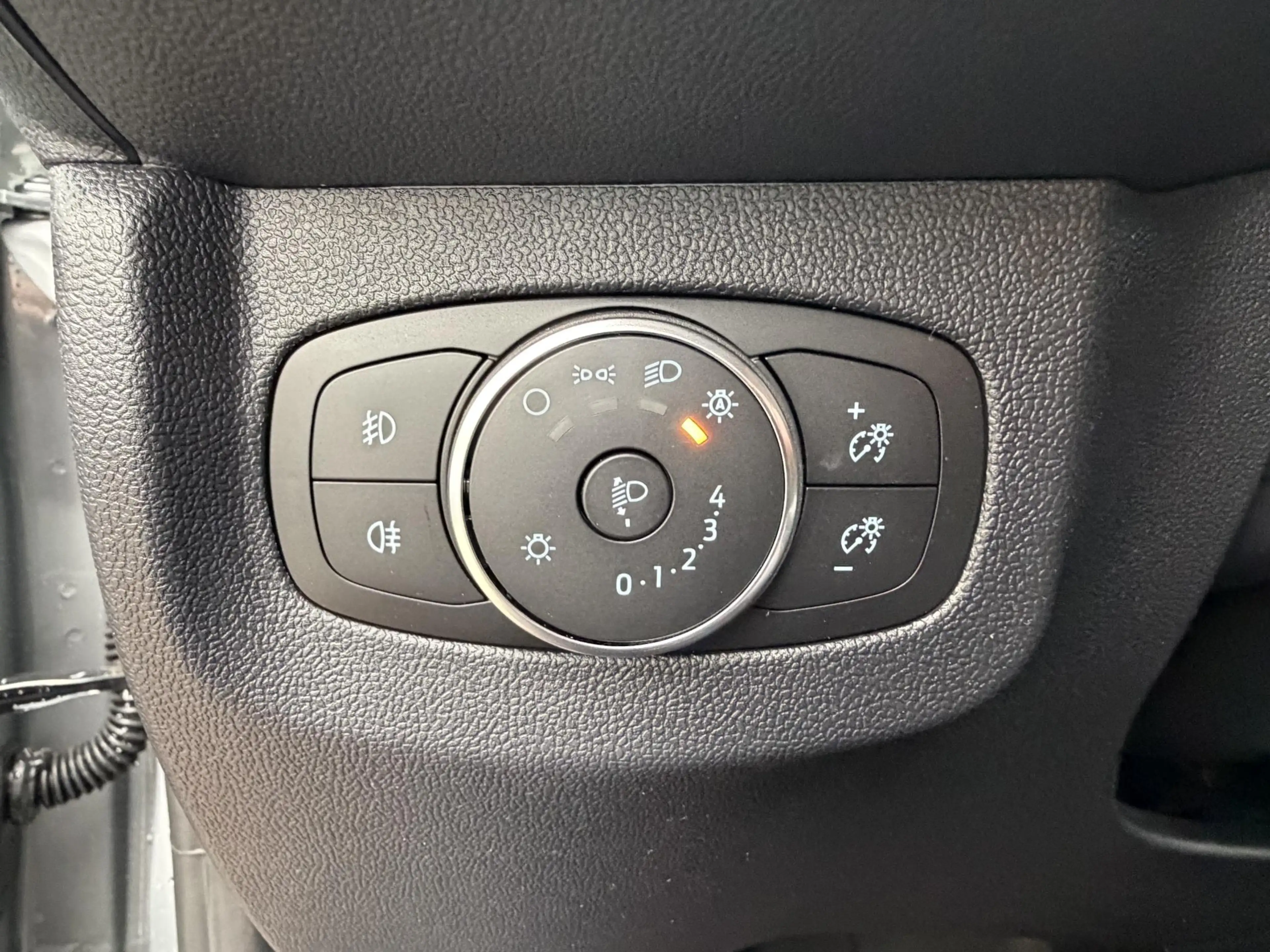 Ford Transit Courier E-Transit Limited 46 kWh | Driver Assistance Pack — photo 13