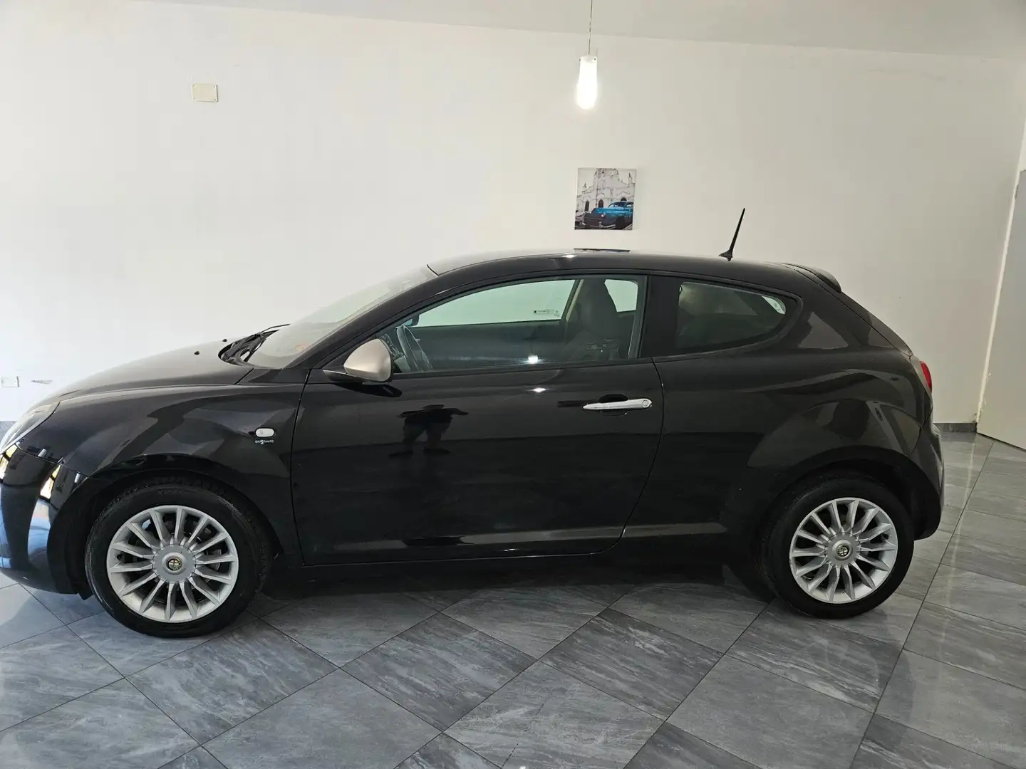 Alfa Romeo MiTo 1.3 JTDm 85 CV S&S Progression Zwart - 2