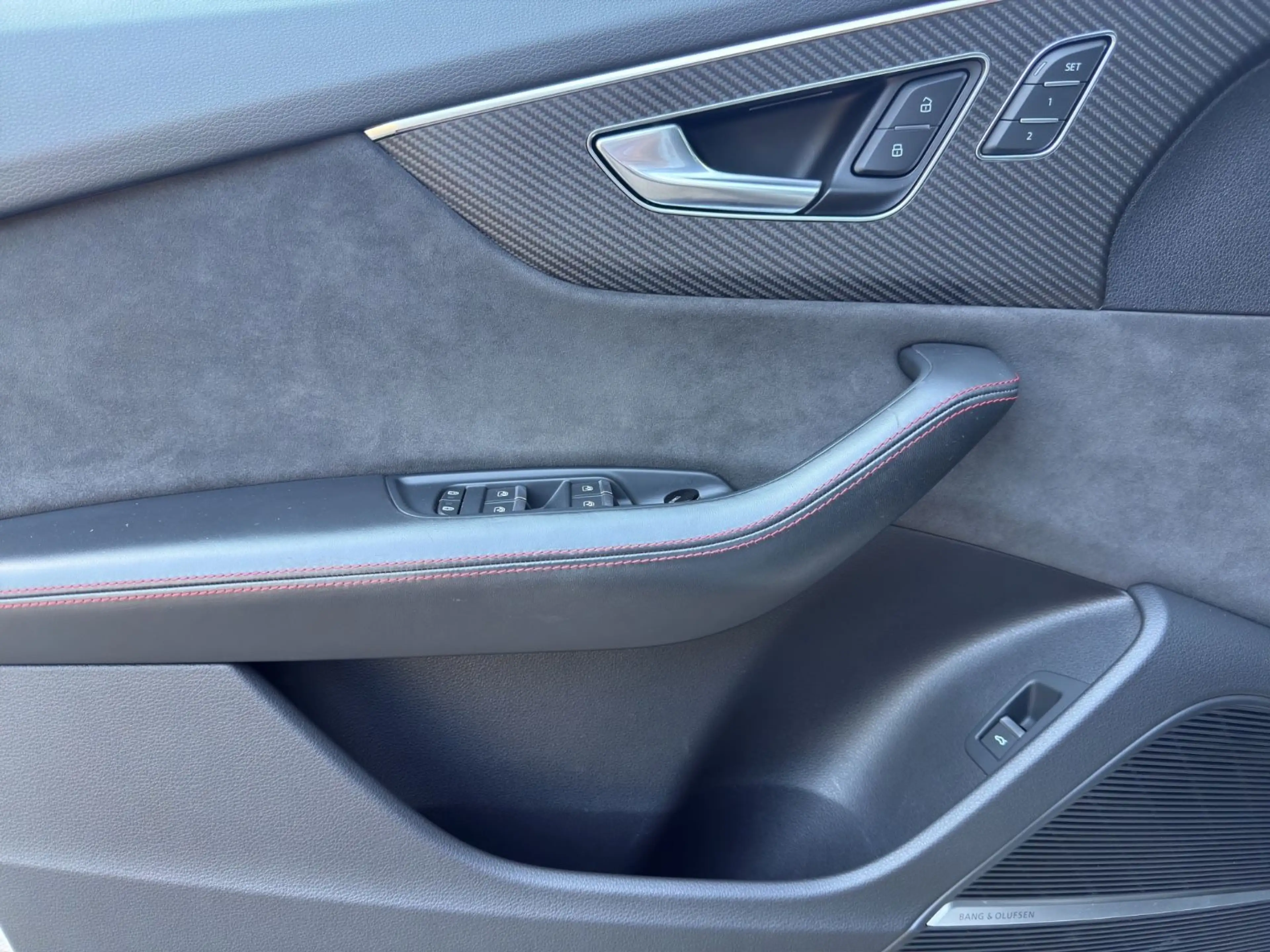 Audi RS Q8 RS Q8 4.0TFSI quattro ACC-MATRIX-PANO-AGA-RS-B&O — photo 9