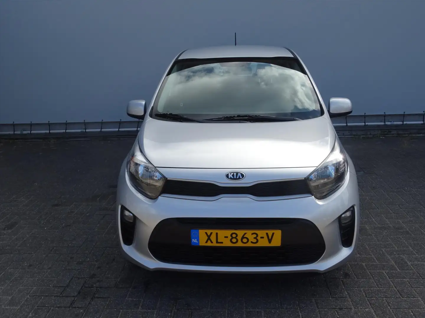 Kia Picanto 1.0 MPi EconomyPlusLine Gris - 2
