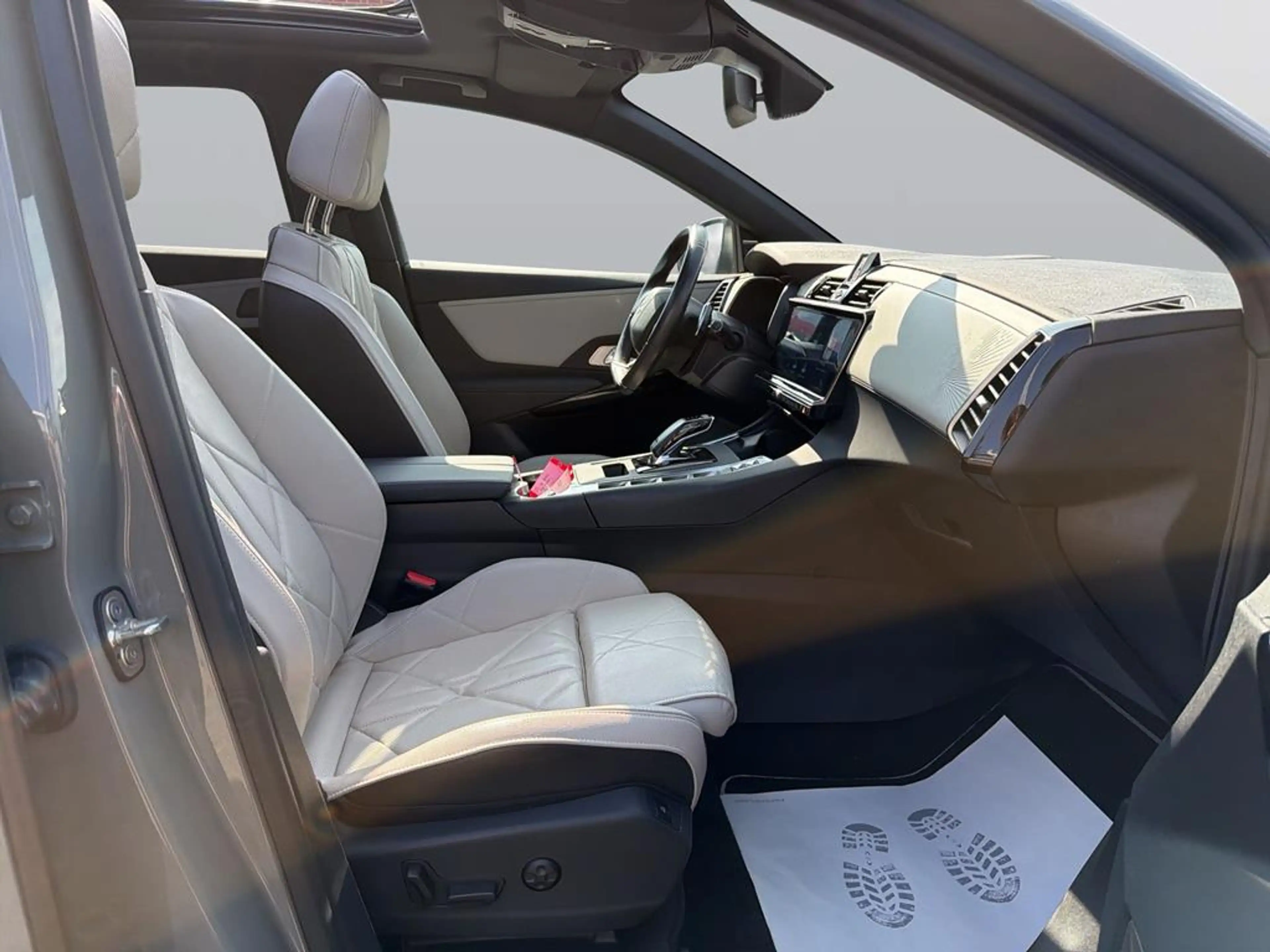 DS Automobiles DS 7 Esprit de Voyage AHK+PANO+KAMERA — photo 13