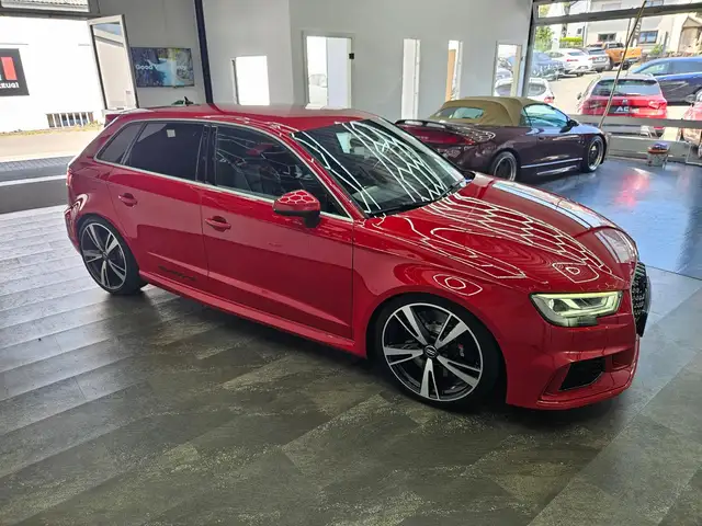 Audi RS3 view 11