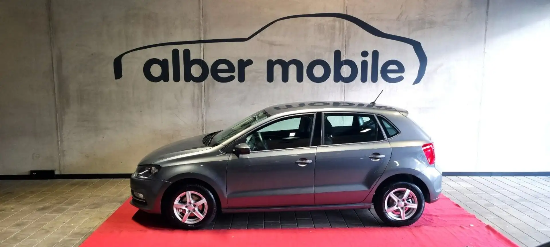 Volkswagen Polo V Comfortline orig.16000km1.H. Klima Sitzh. Grau - 2