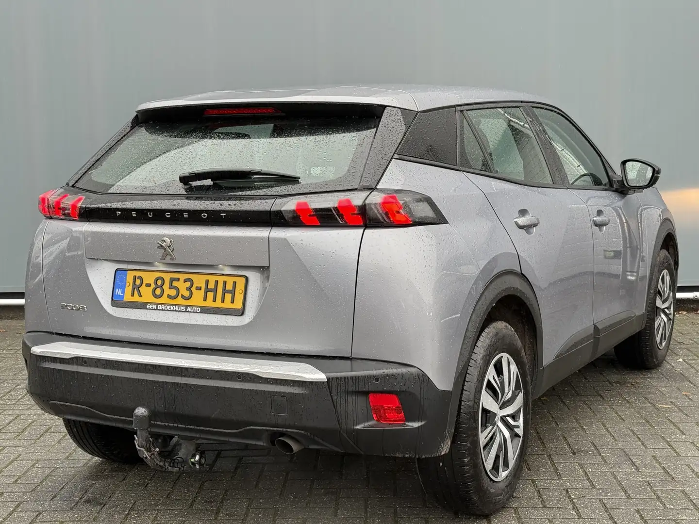 Peugeot 2008 BJR 2022 1.2 101 PK PureTech Active TREKHAAK | TEL Grau - 2