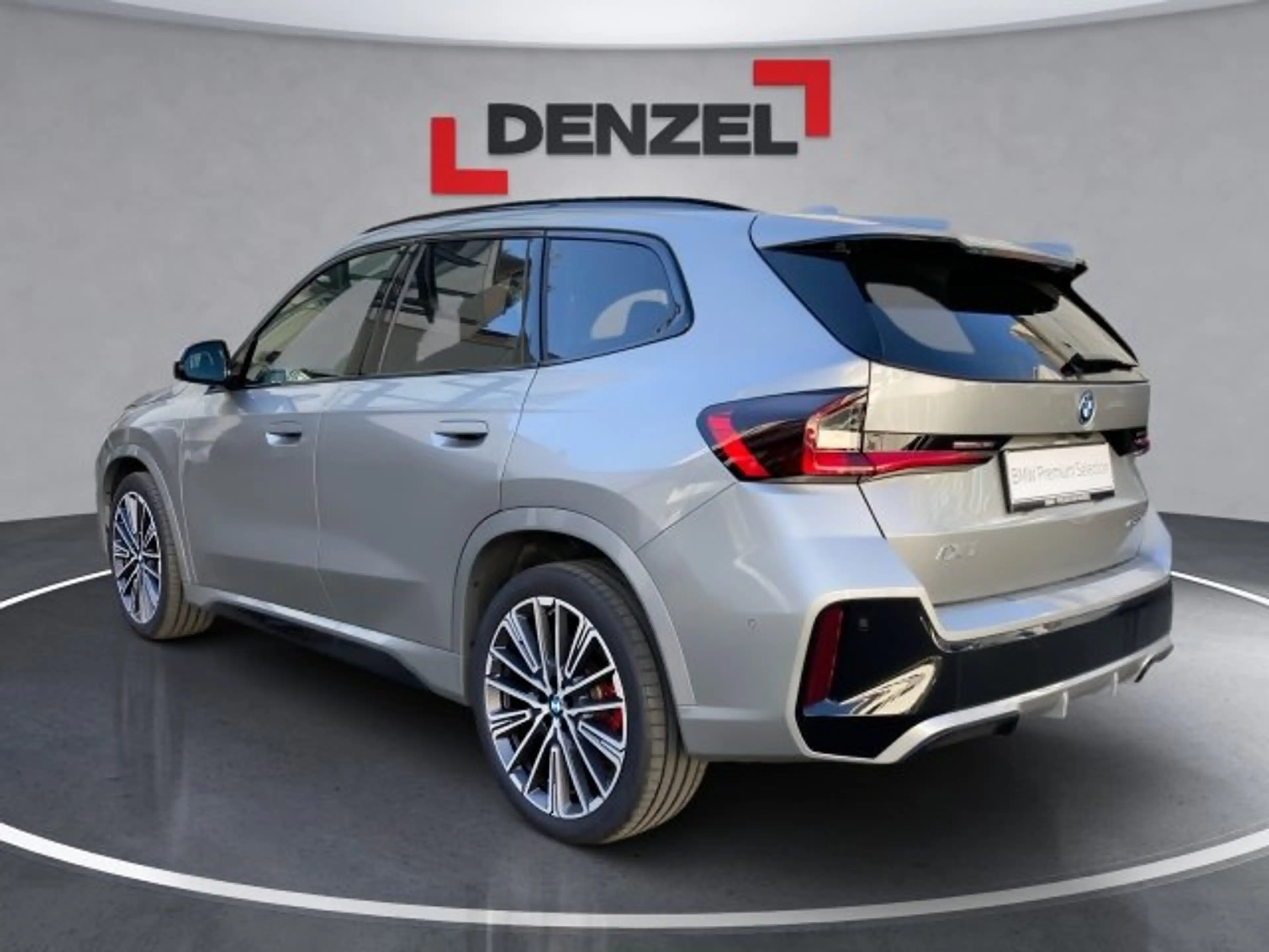 BMW iX1 eDrive20 U11 HB0 — photo 4