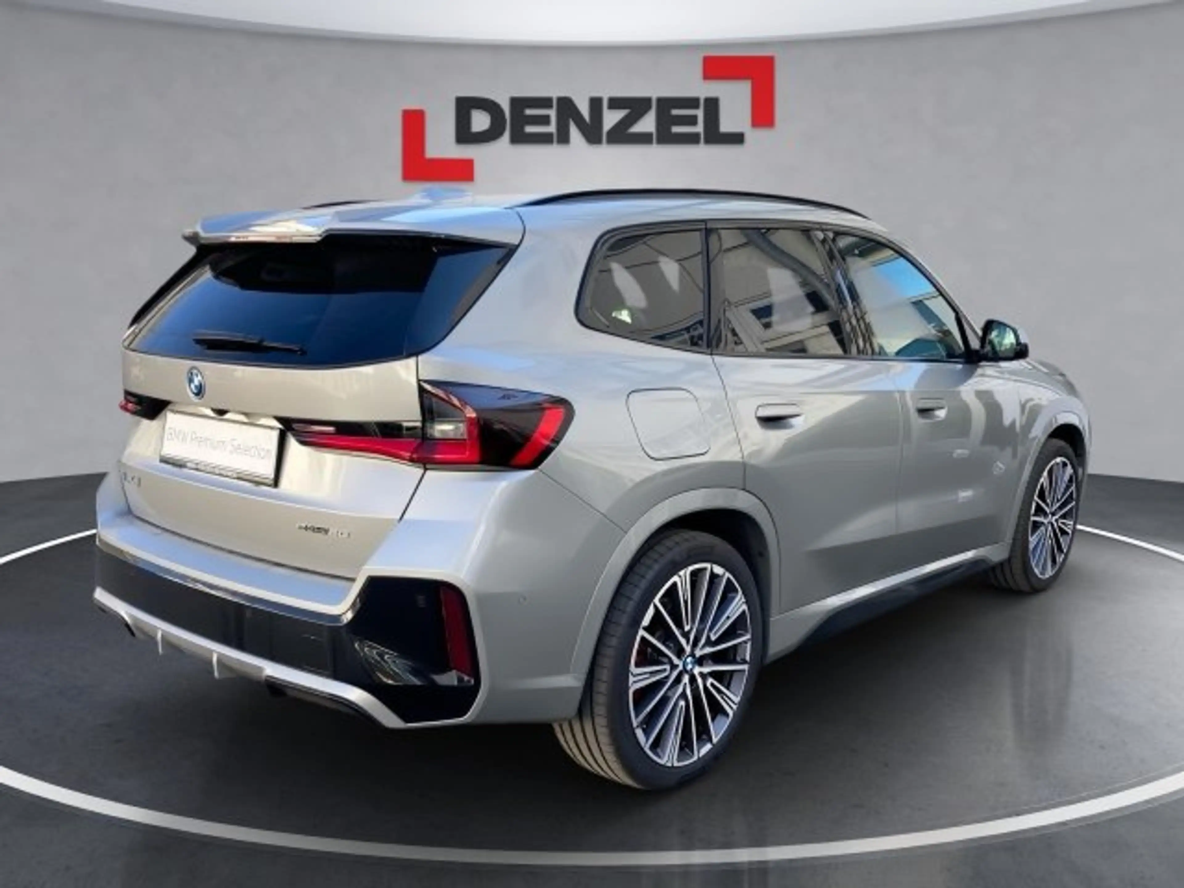 BMW iX1 eDrive20 U11 HB0 — photo 6