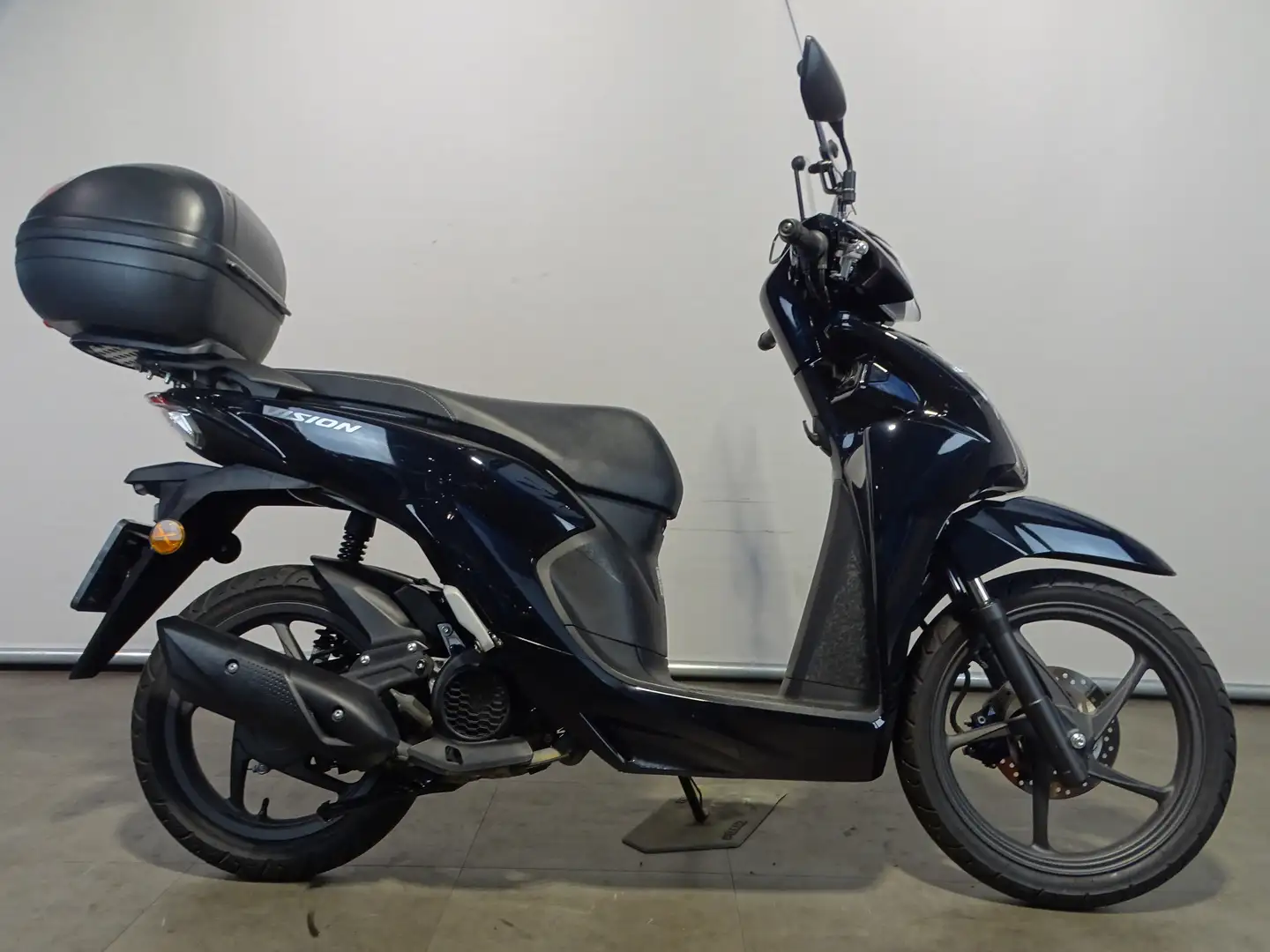 Honda VISION Negro - 1
