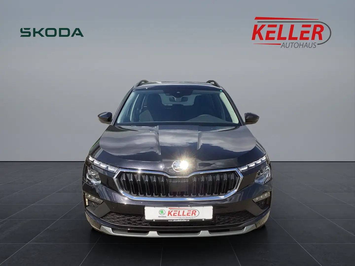 Skoda Kamiq Drive 1,0 TSI 85 kW 6-Gang DAB+ PDC Sitzheizung Schwarz - 2
