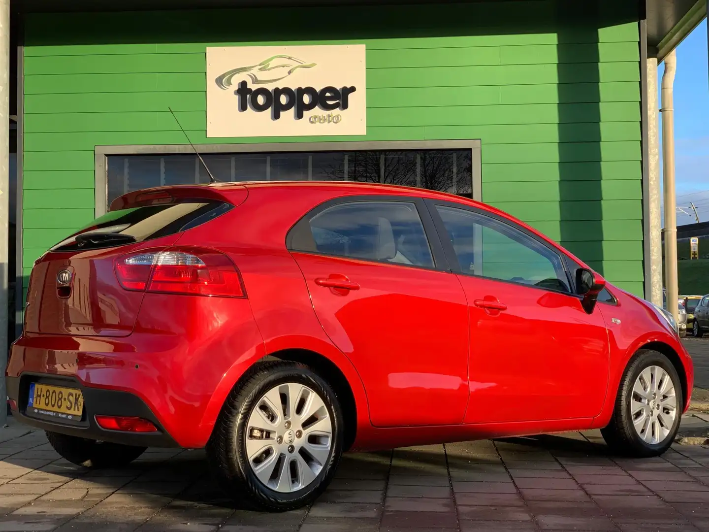 Kia Rio 1.2 CVVT | Elektrische Ramen | Airco | 5 Deurs | Rot - 2