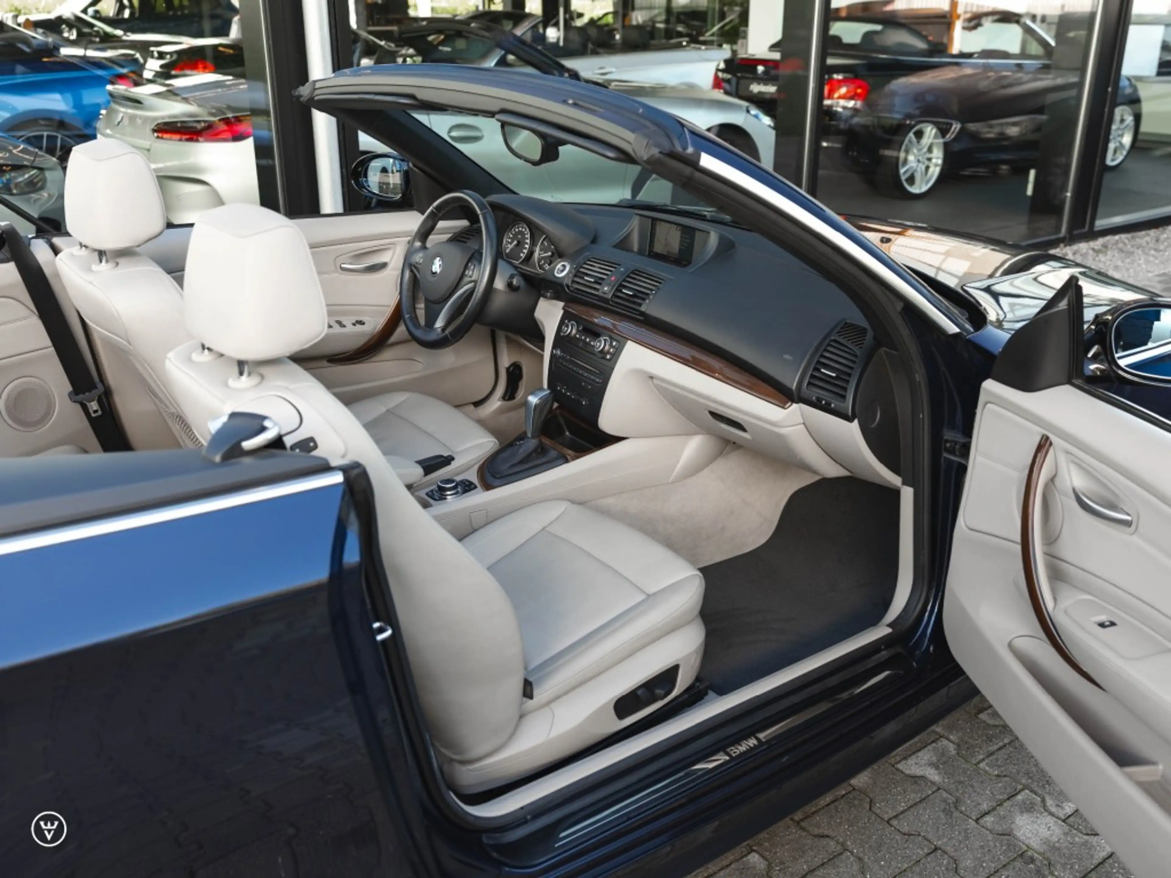 BMW 125 125i Cabrio Aut. â Leer, Navi — photo 21