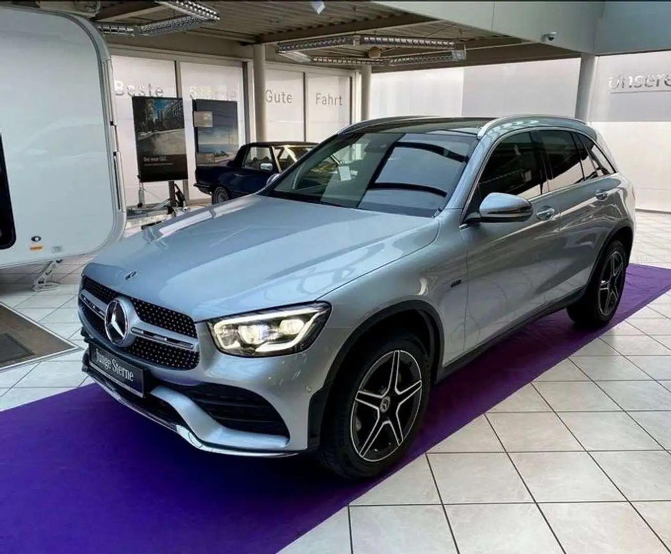 Mercedes-Benz GLC 300 e 4MATIC Gris - 1