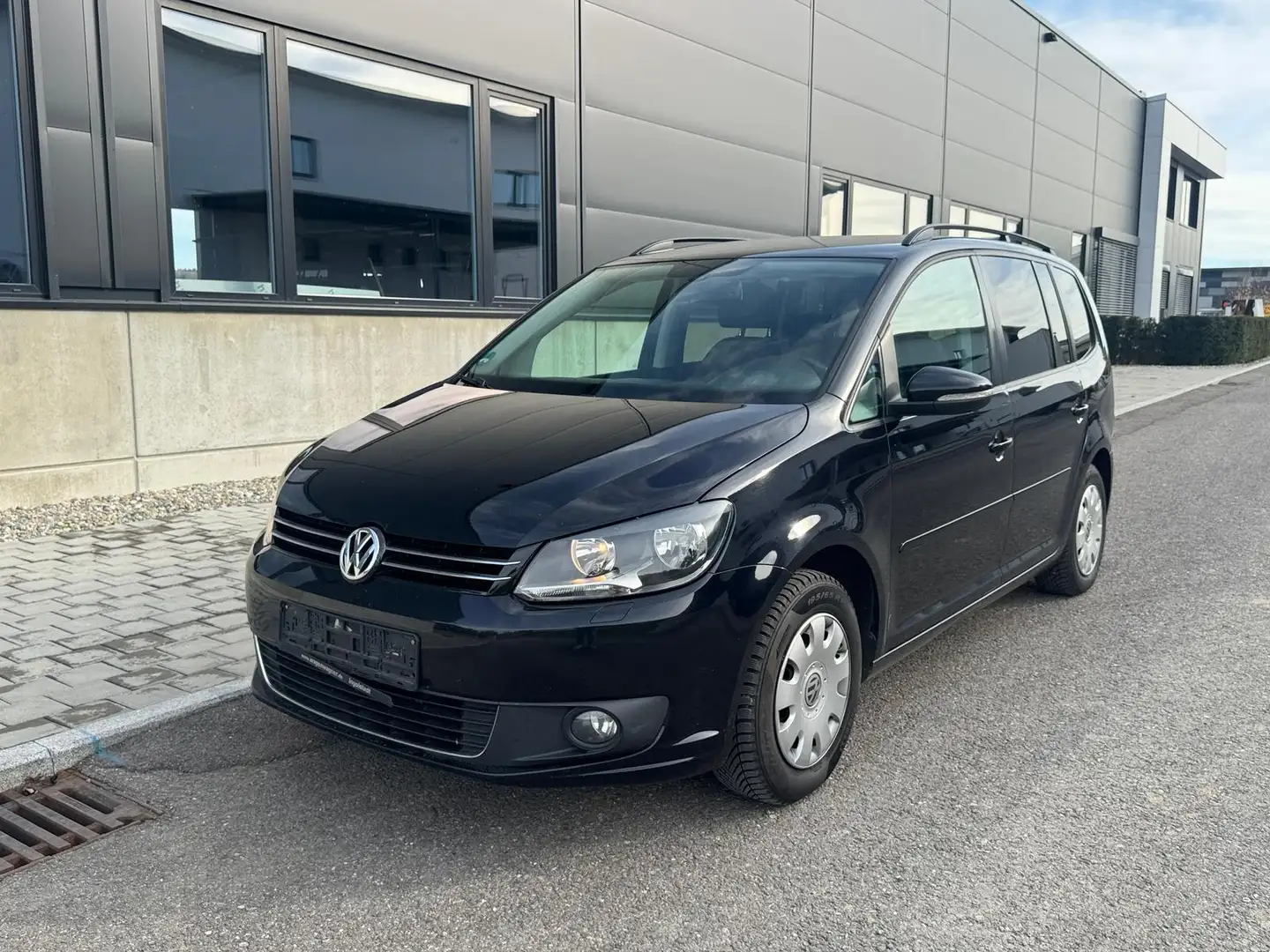 Volkswagen Touran Comfortline 1.2 TSI SHZ/NAV/PDC 8-FACH Schwarz - 2