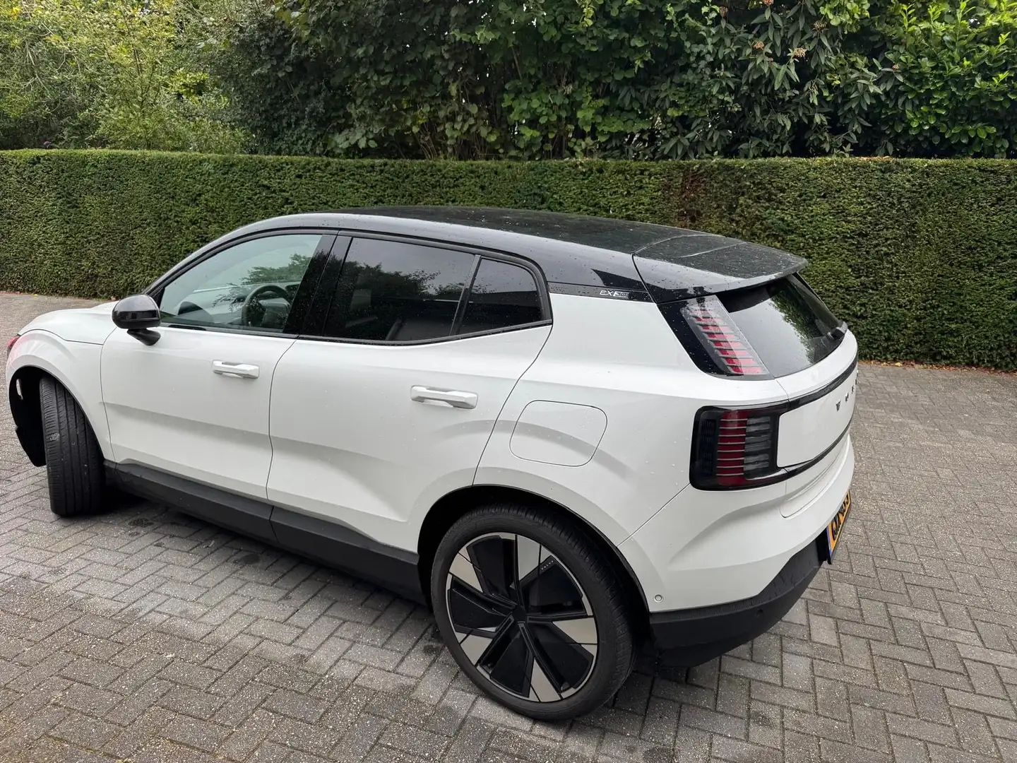 Volvo EX30 Extended Plus 69 kWh Wit - 2