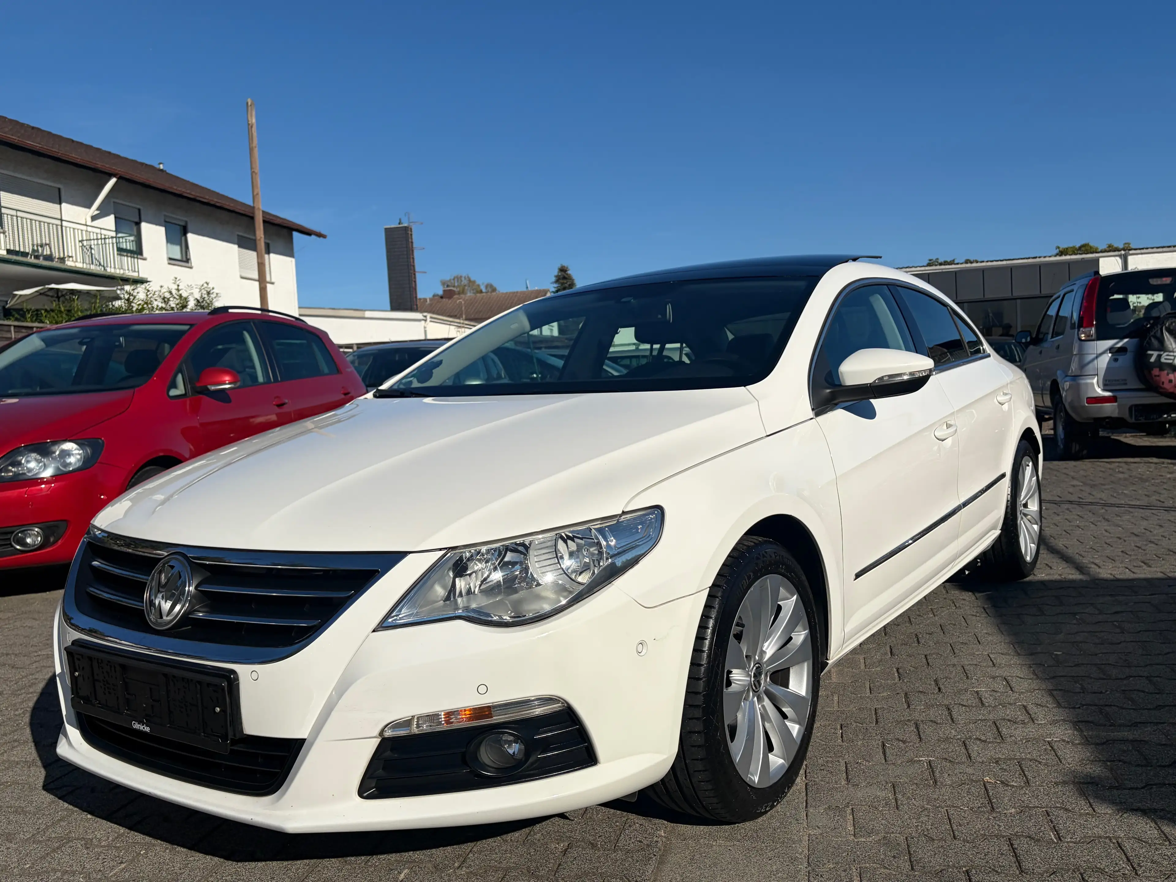 Volkswagen Passat CC Kamera*Pano*2.Hand*Leder*SHZ*Temp.*PDC*HU/AU Neu*